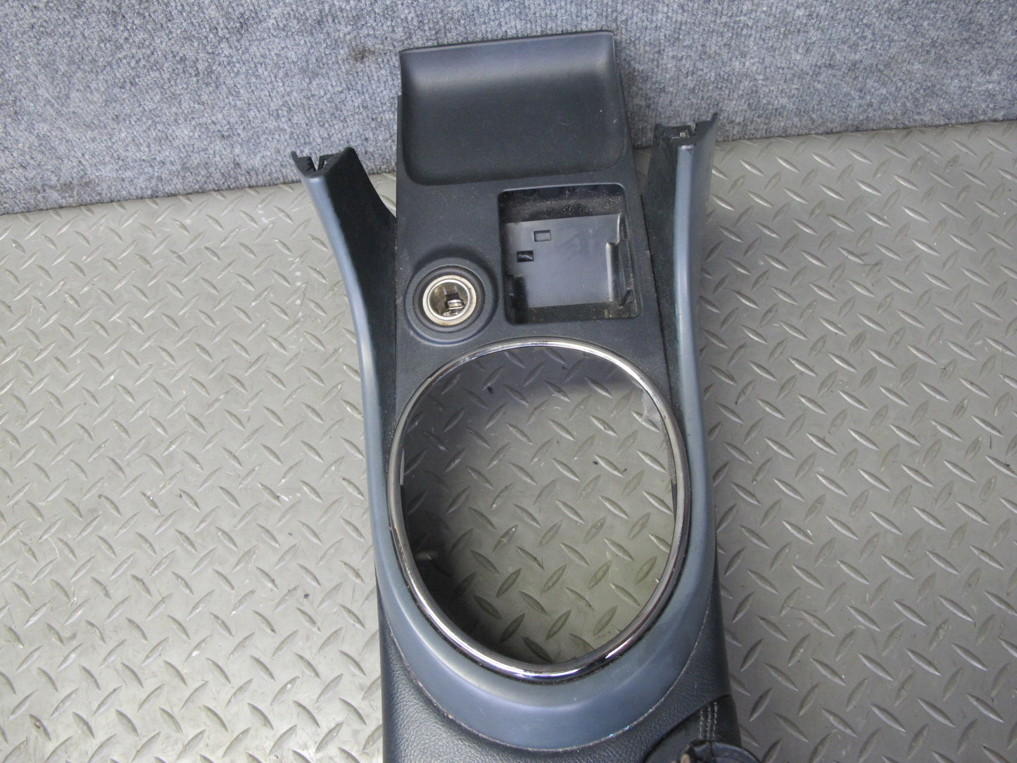 03-05 Lexus JCE10L IS300 A/T Center Console Trim Cover Panel Black OEM