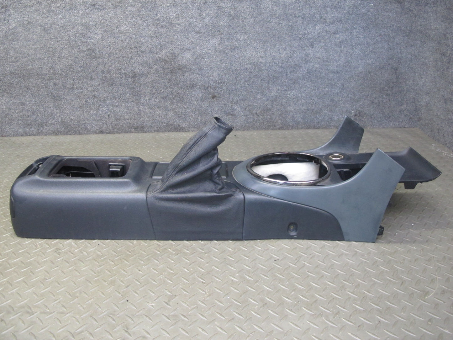 03-05 Lexus JCE10L IS300 A/T Center Console Trim Cover Panel Black OEM