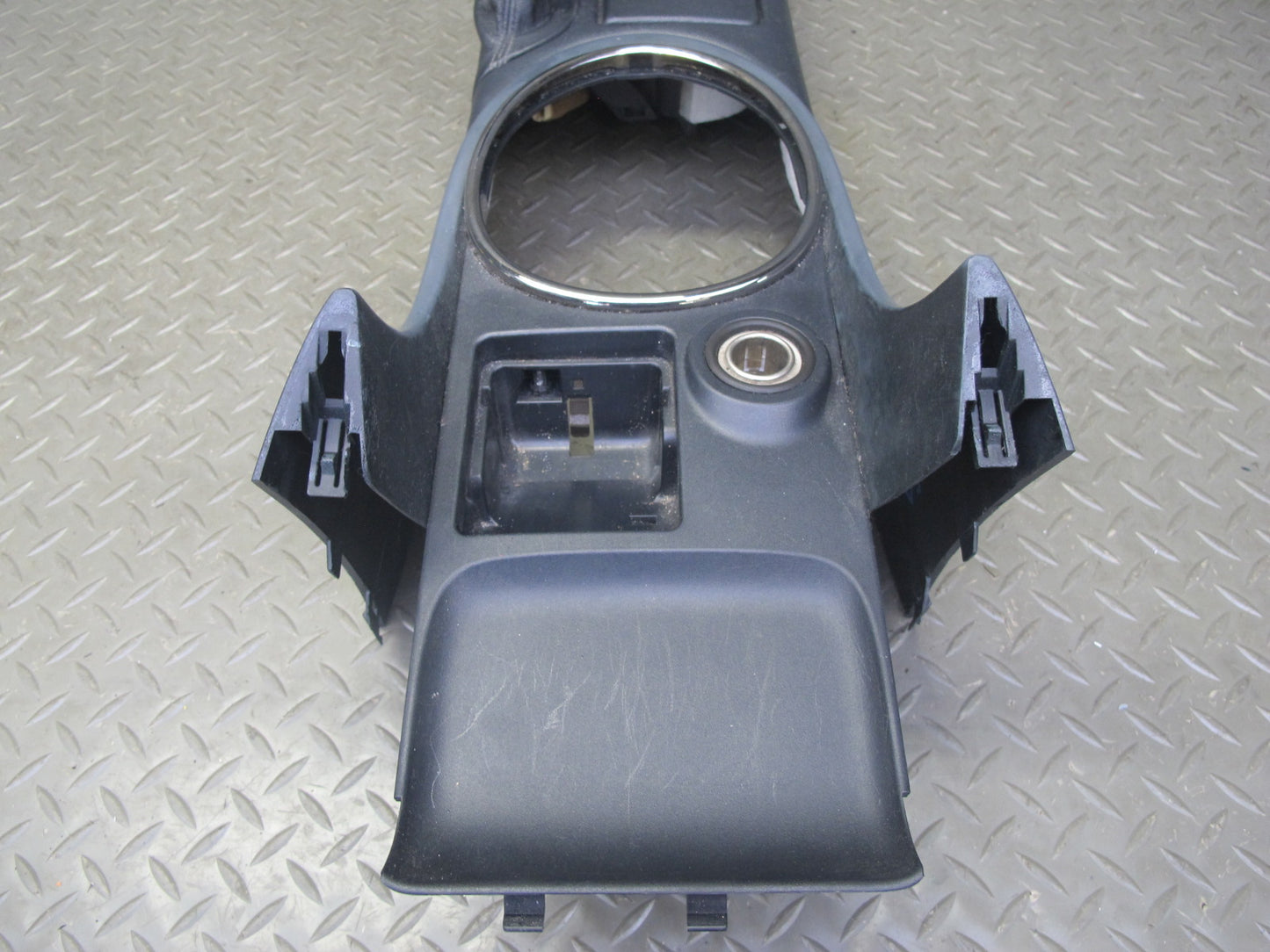 03-05 Lexus JCE10L IS300 A/T Center Console Trim Cover Panel Black OEM