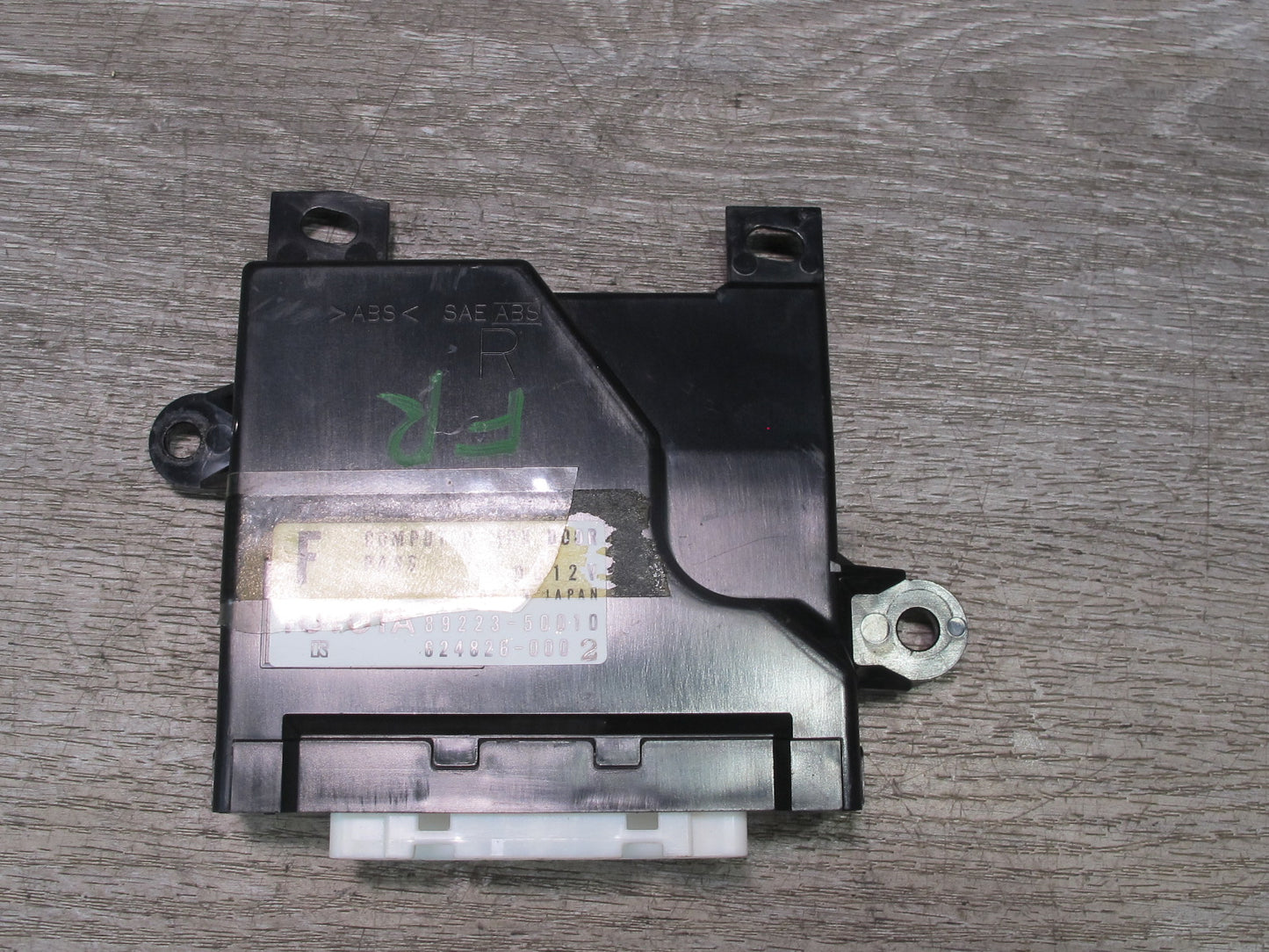 95-97 Lexus UCF20L LS400 Brake Light Lamp Failure Sensor Relay 89373-50070 OEM