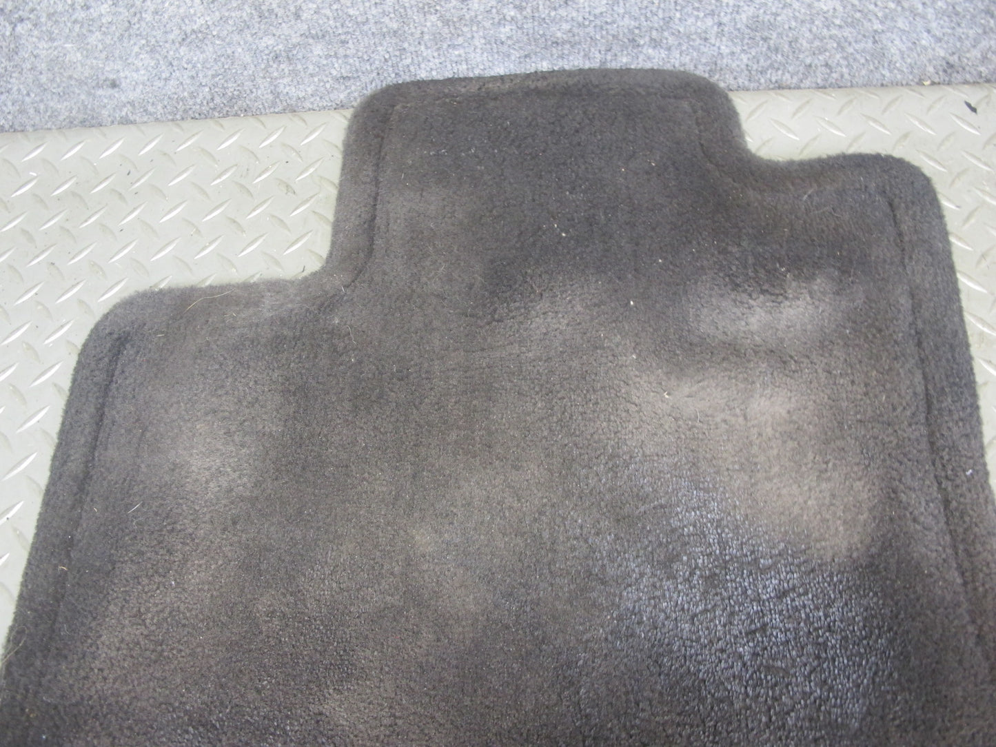 01-05 Lexus IS300 Set of 4 Front & Rear Left & Right Carpet Floor MAT Black OEM