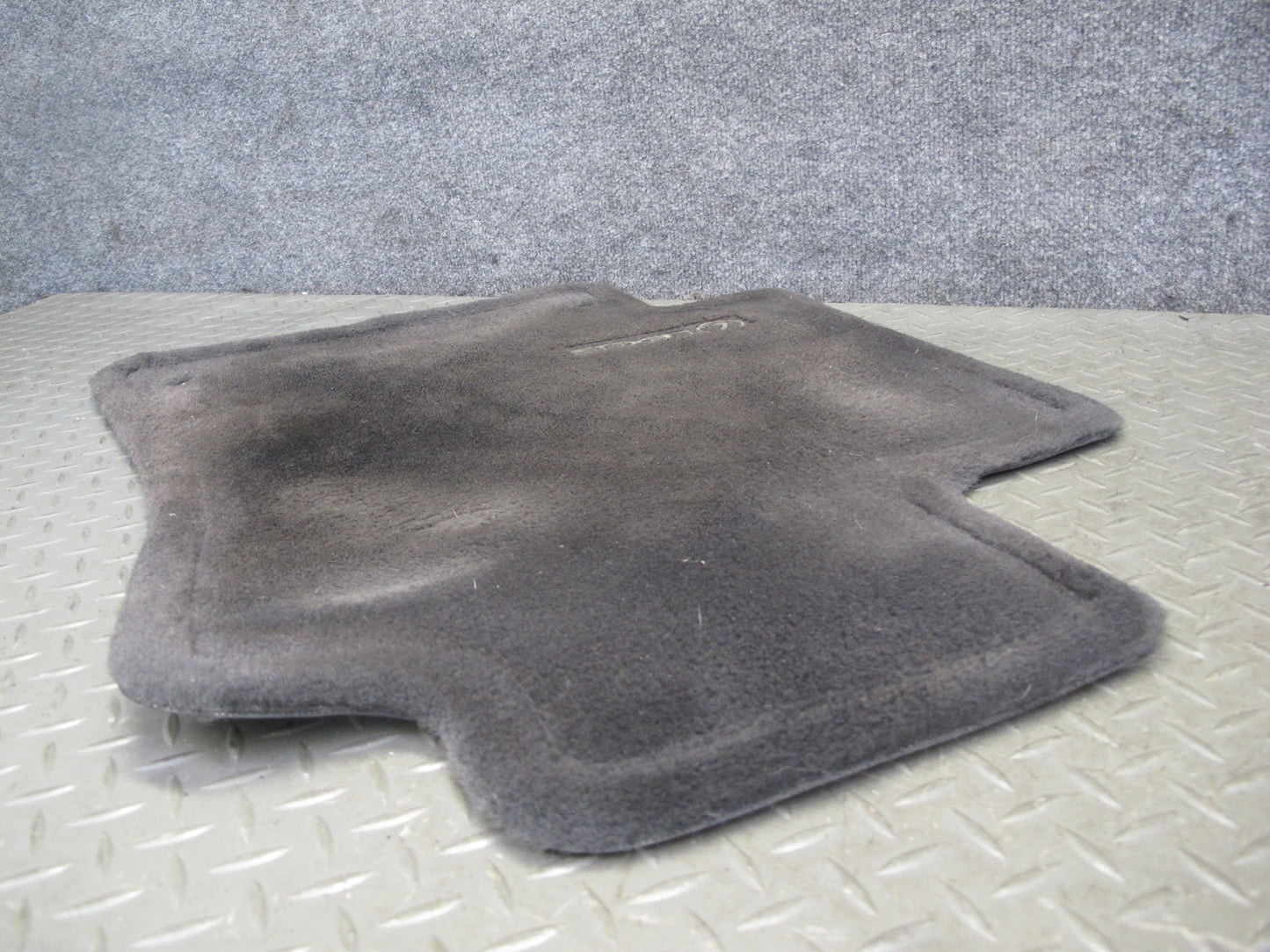 01-05 Lexus IS300 Set of 4 Front & Rear Left & Right Carpet Floor MAT Black OEM