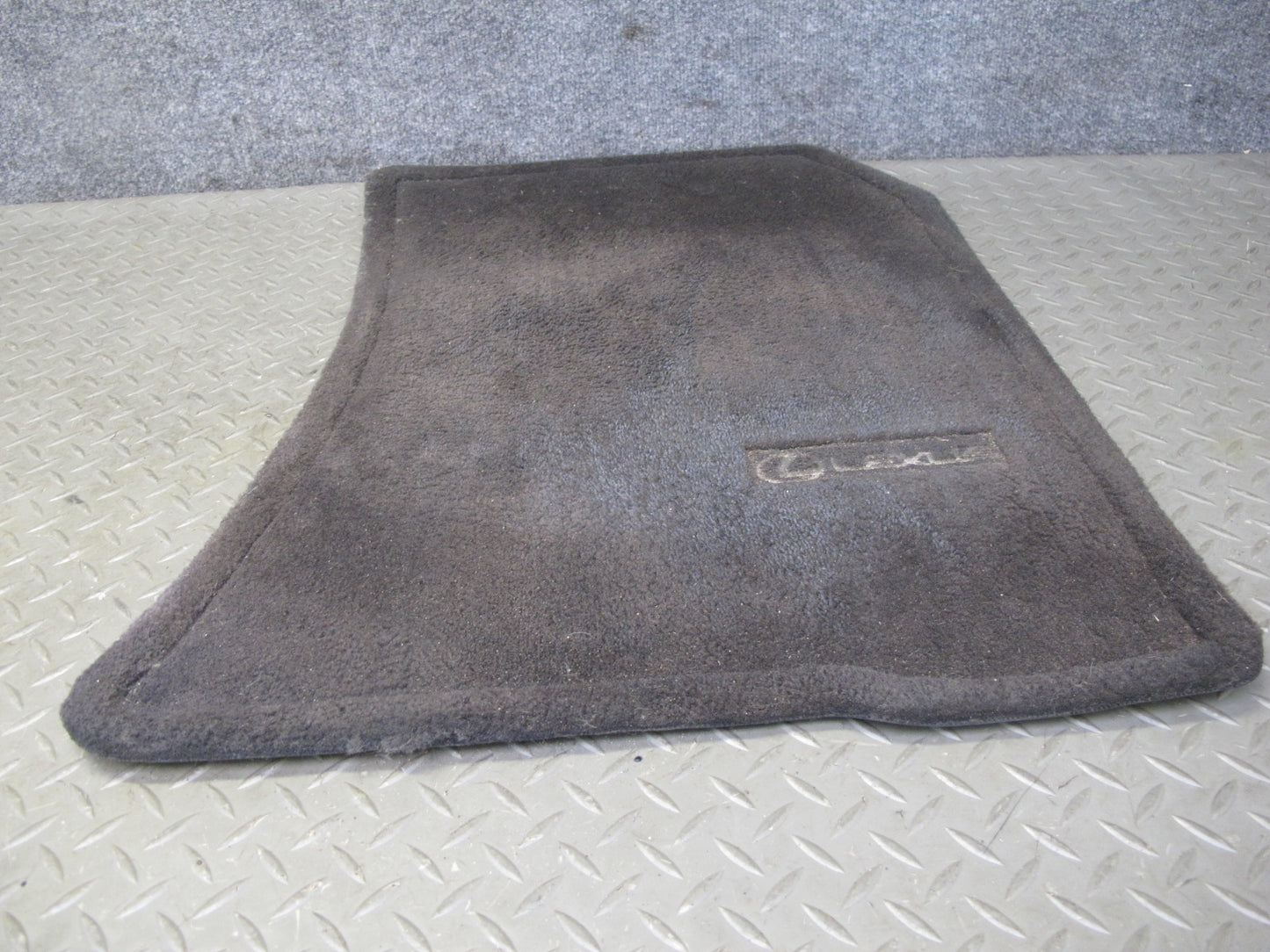 01-05 Lexus IS300 Set of 4 Front & Rear Left & Right Carpet Floor MAT Black OEM