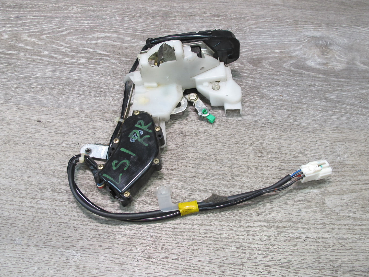 95-97 Lexus UCF20L LS400 Rear Right Pass Side Door Lock Latch Actuator OEM