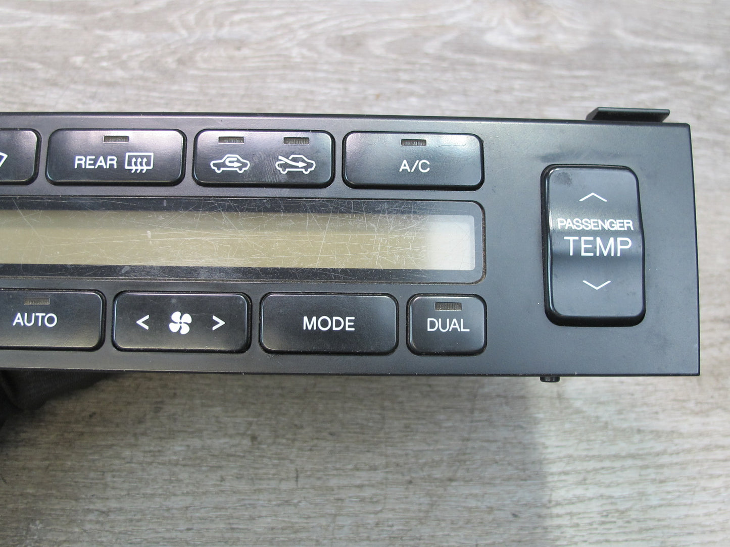 95-97 Lexus UCF20L LS400 A/C Heater Climate Control Switch Panel 55900-50192 OEM