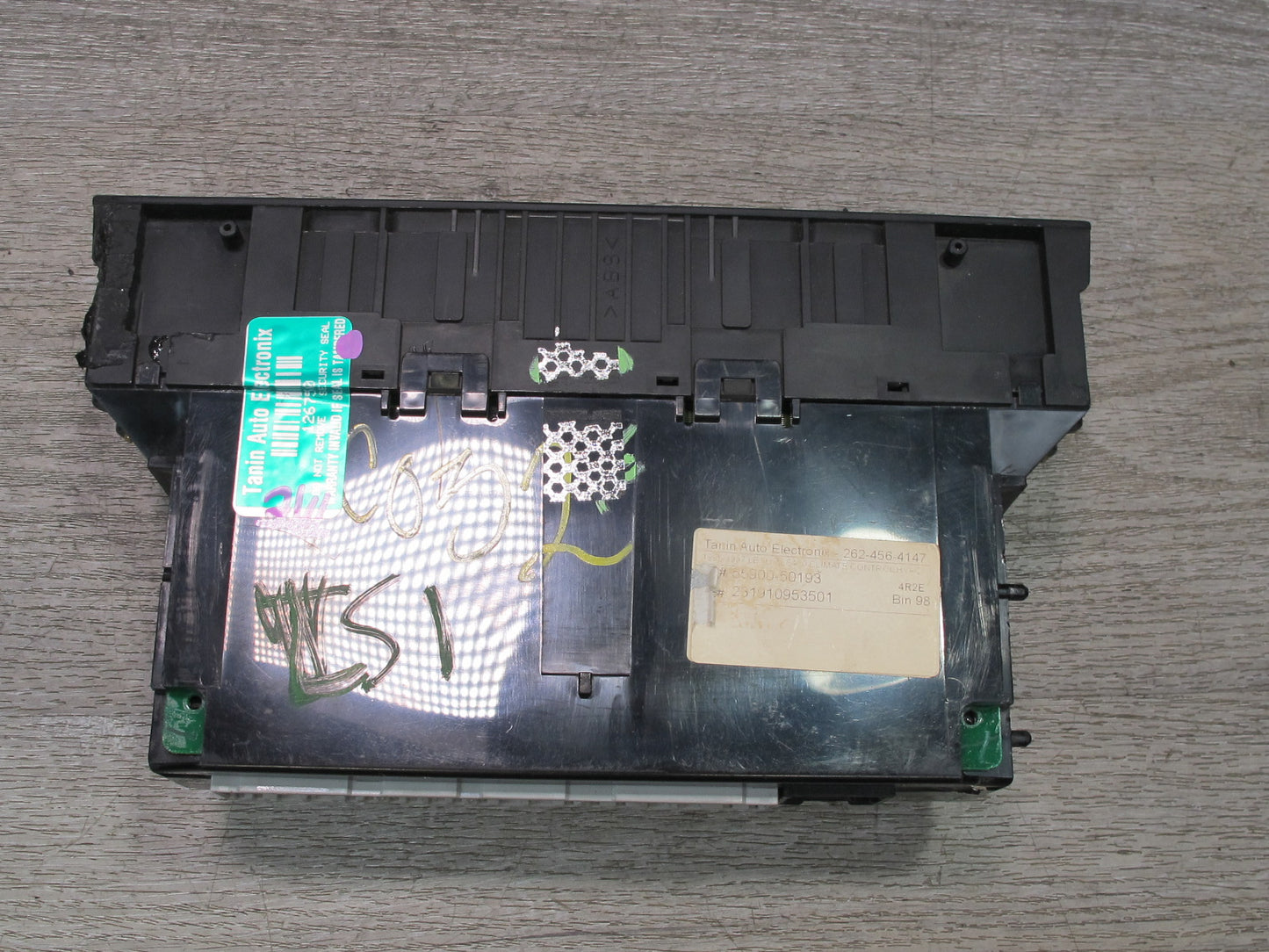 95-97 Lexus UCF20L LS400 A/C Heater Climate Control Switch Panel 55900-50192 OEM