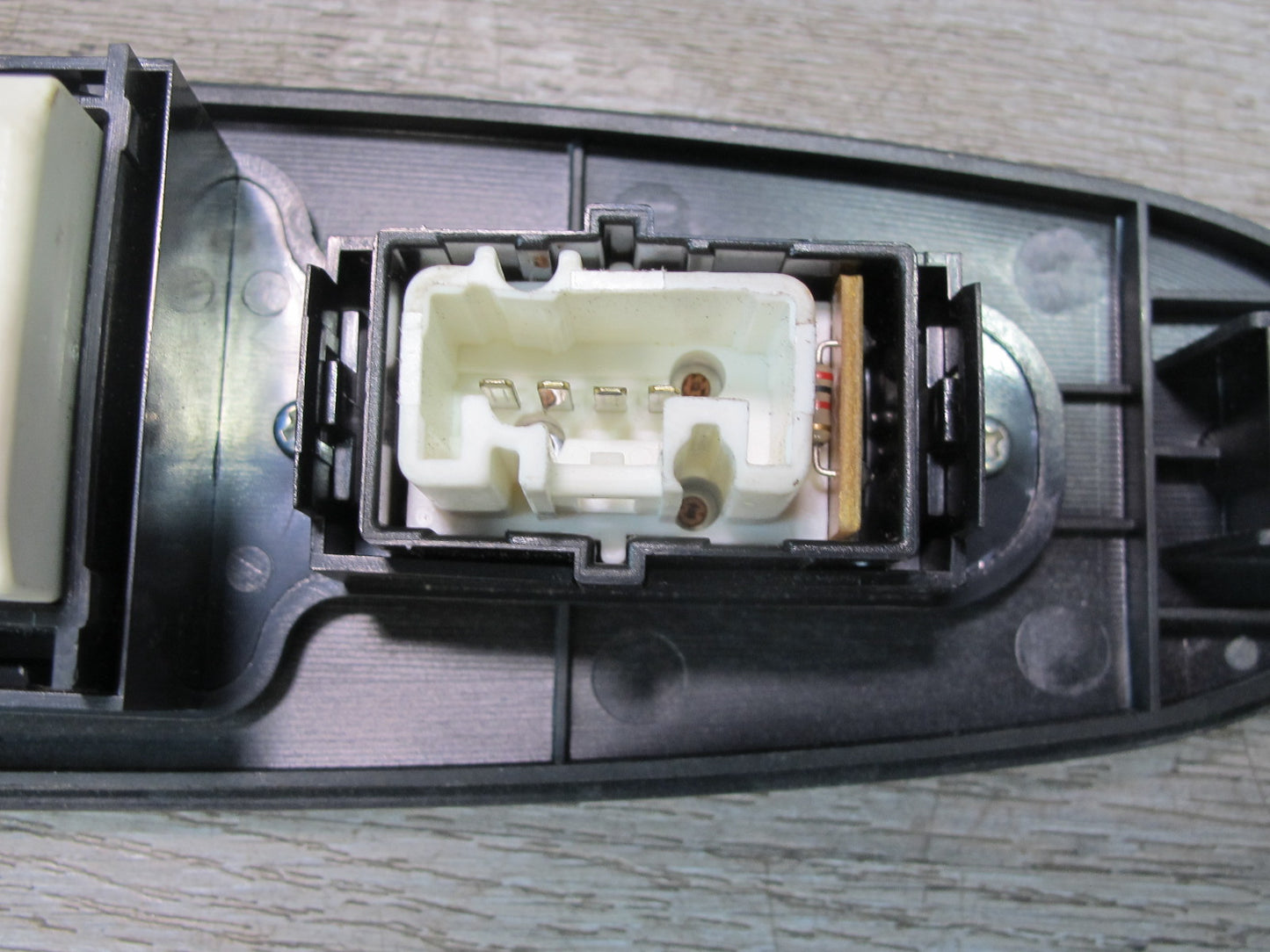 95-97 Lexus UCF20L LS400 Front Right Passenger Door Window Switch w Trim OEM