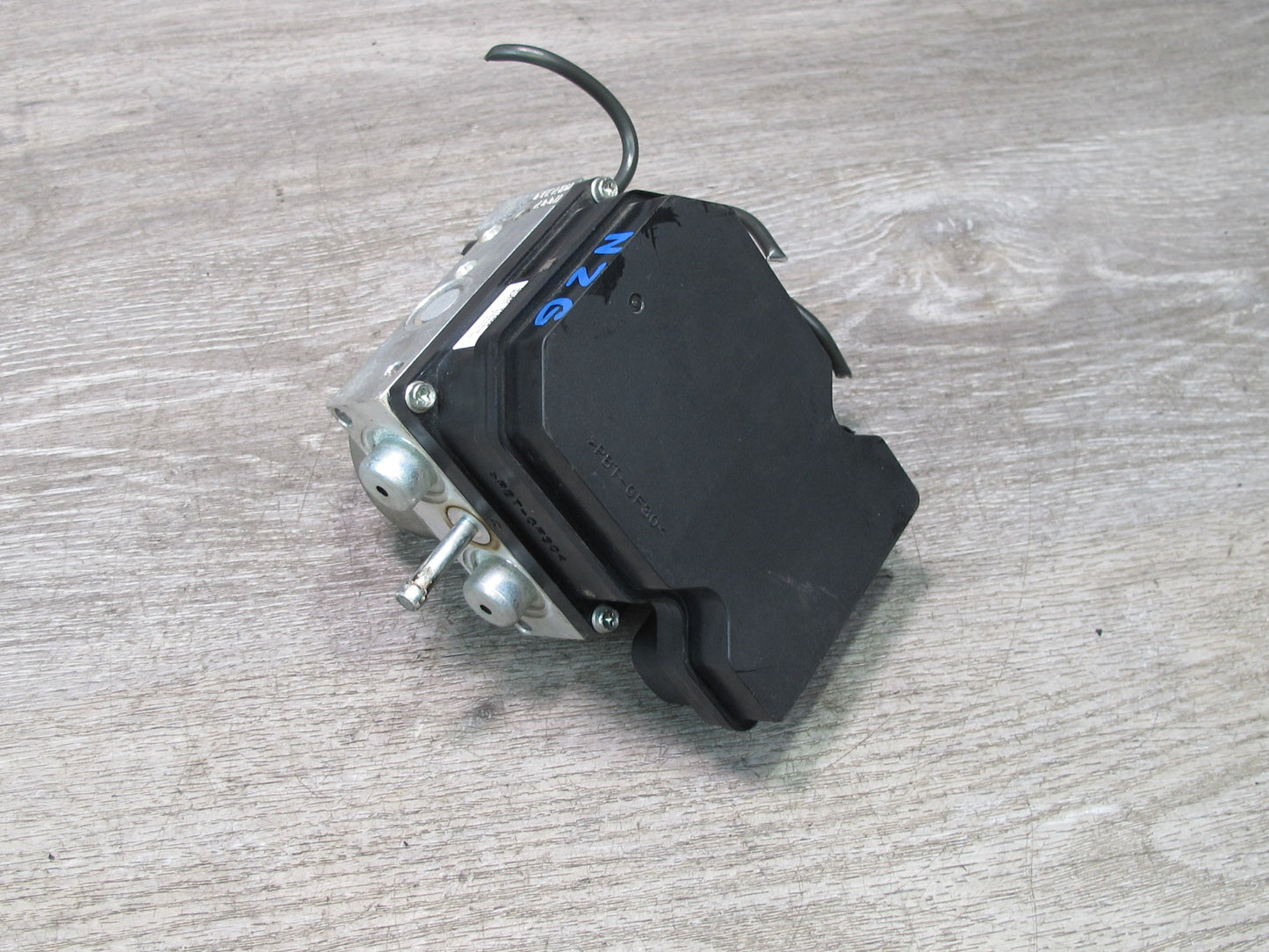 07-09 Nissan 350Z Z33 Convert A/T ABS Brake Pump Module 47660-EV01A OEM