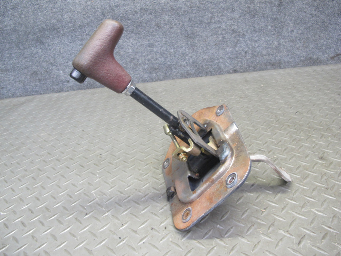 84-85 Mazda RX7 FB A/T Automatic Transmission Shifter Selector w Knob OEM
