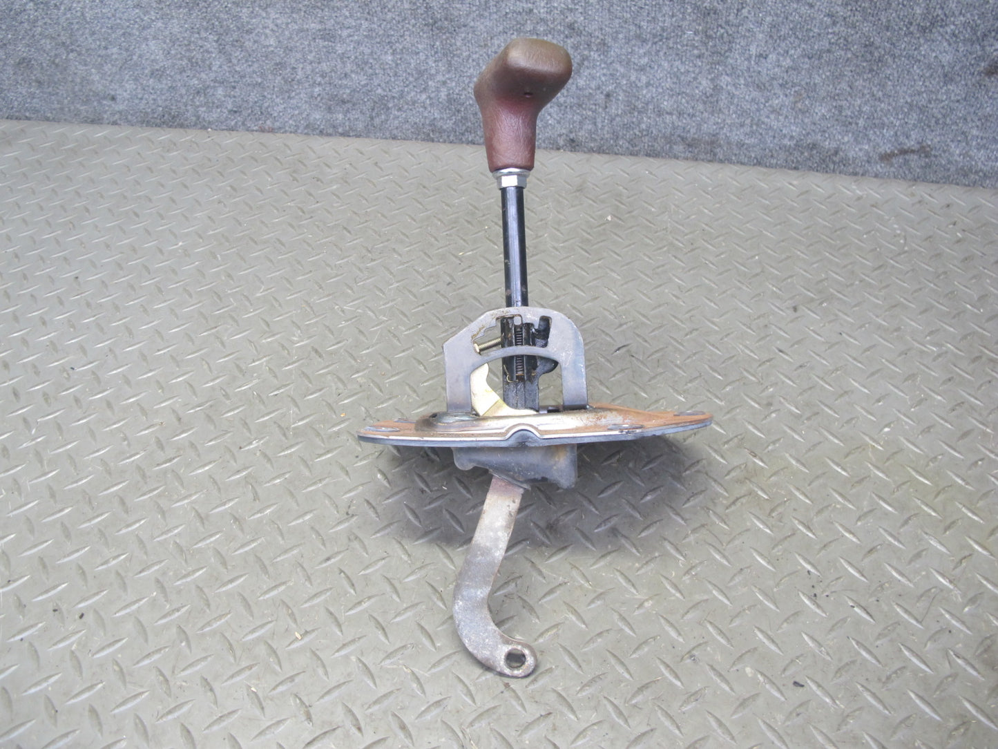 84-85 Mazda RX7 FB A/T Automatic Transmission Shifter Selector w Knob OEM