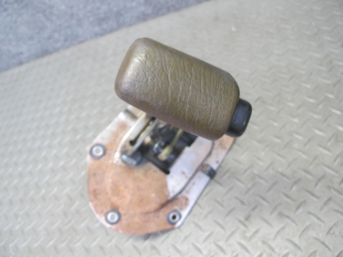 84-85 Mazda RX7 FB A/T Automatic Transmission Shifter Selector w Knob OEM