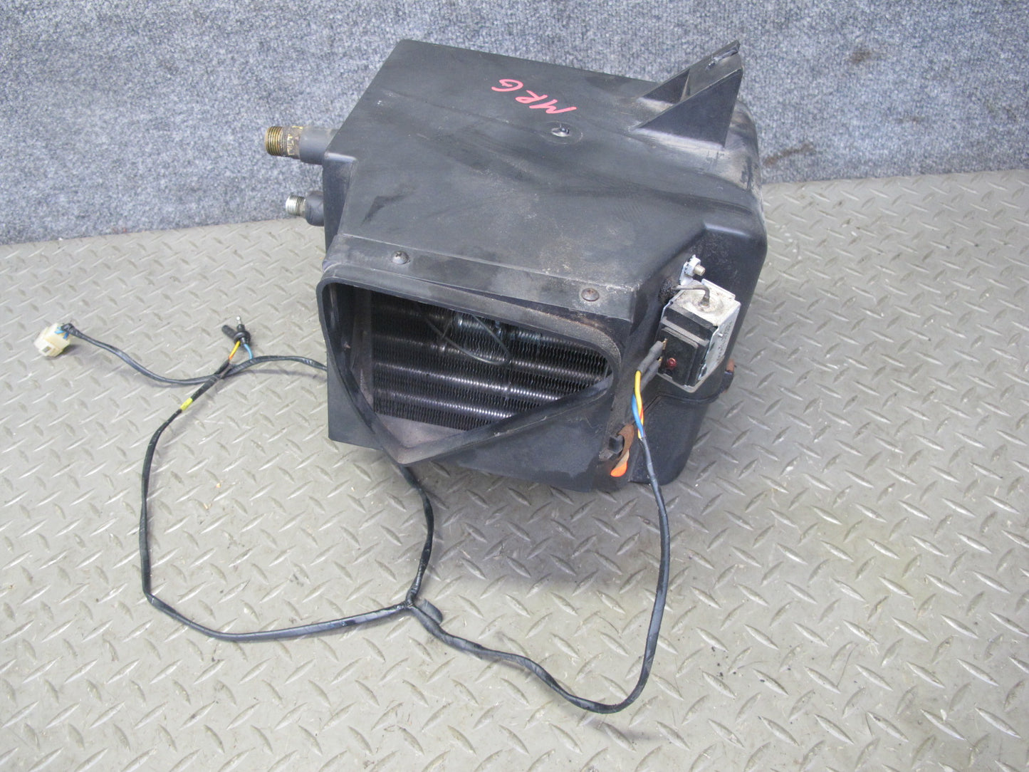 84-85 Mazda RX7 FB Hvac A/C Air Conditioning Evaporator Box Assembly OEM