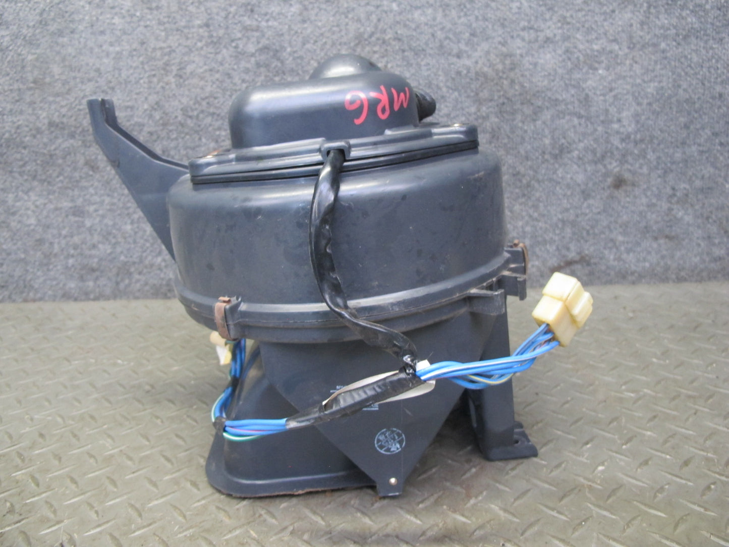 84-85 Mazda RX7 FB 12A Hvac A/C Blower Motor Fan Box Assembly OEM