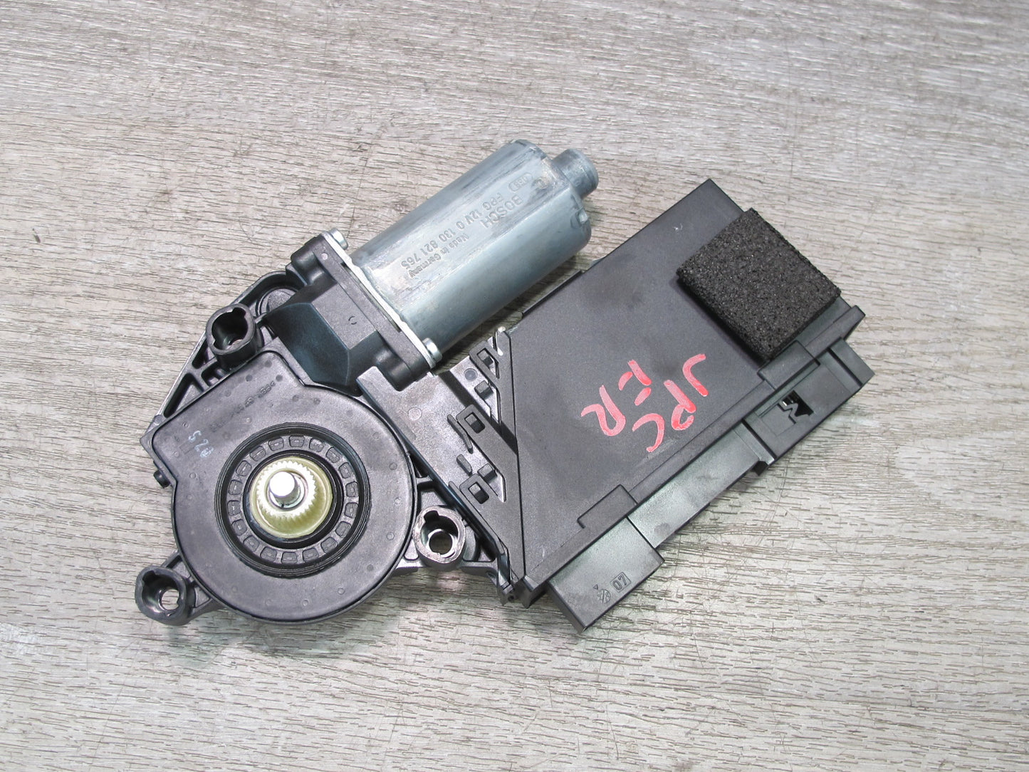 2003-2010 Porsche Cayenne 955 Front Right Door Window Motor 3D1959792E