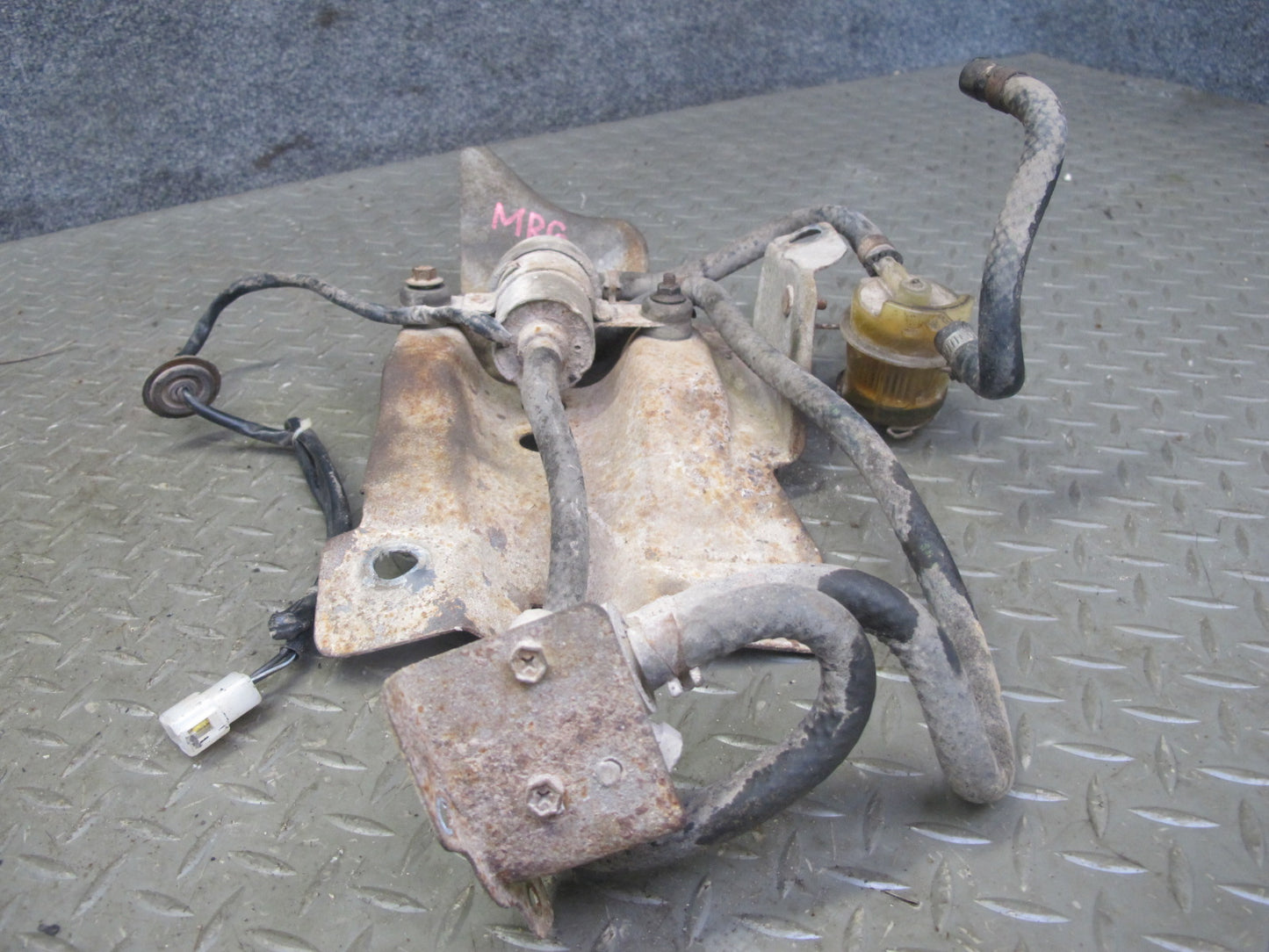 84-85 Mazda RX7 FB 12A Fuel Pump Filter Bracket Plate w Hose Assembly OEM