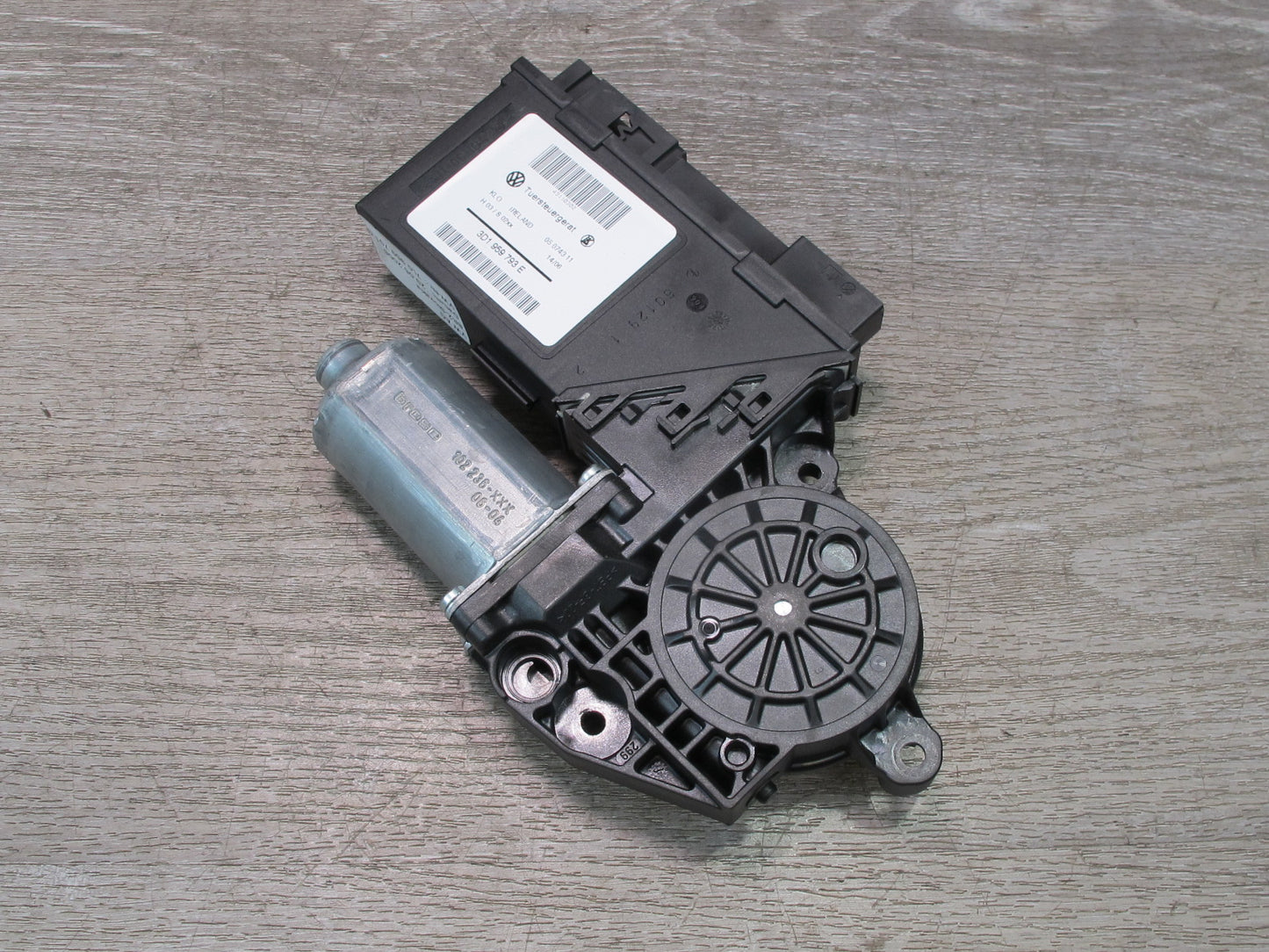 2003-2010 Porsche Cayenne 955 Front or Rear Left Door Window Motor 3D1959793E