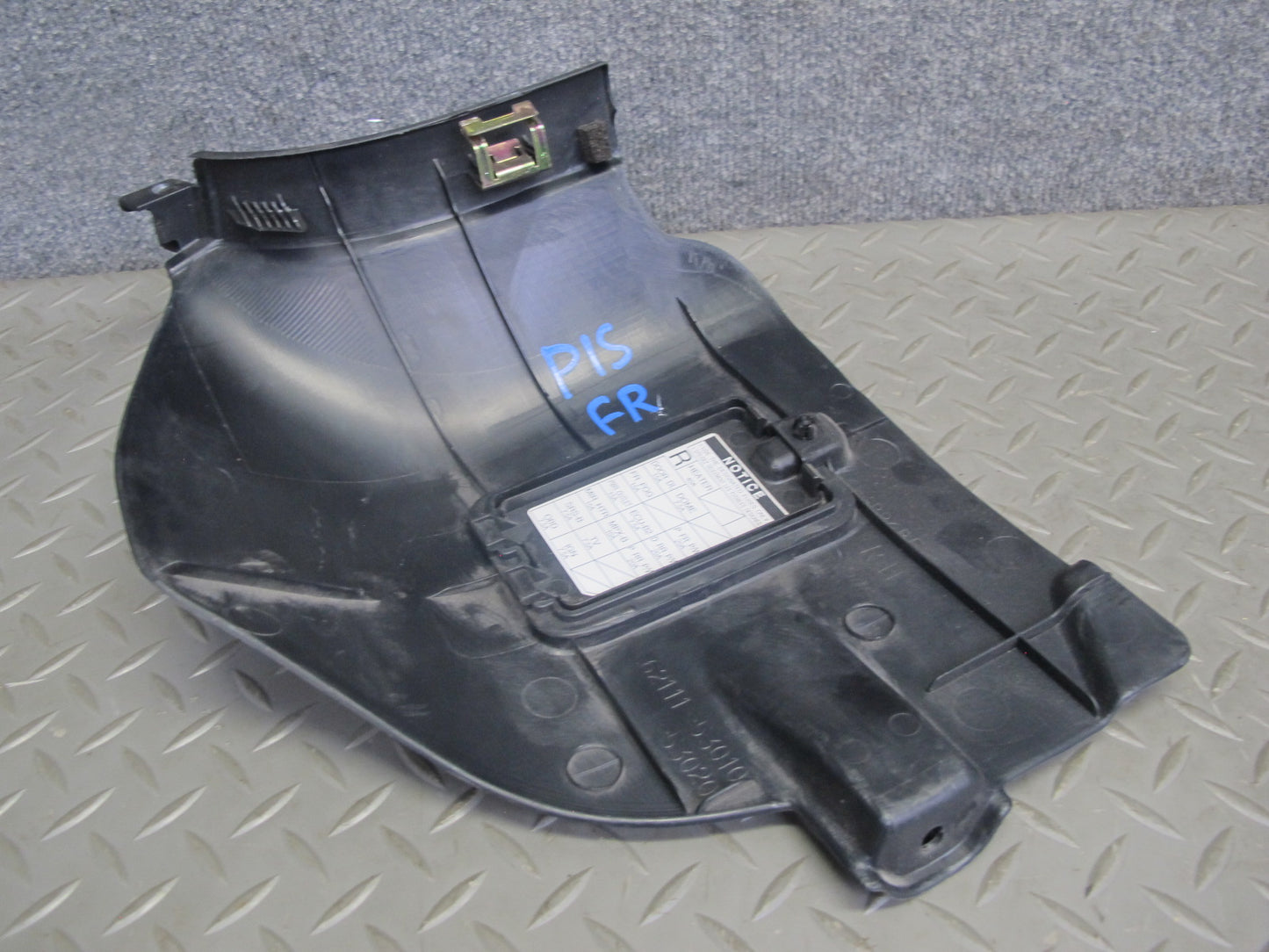 01-05 Lexus JCE10L IS300 Front Left & Right Lower Kick Trim Cover Panel Set OEM