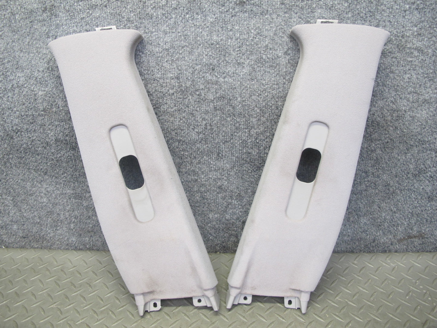 03-05 Lexus JCE10L IS300 Set of 2 Center B Pillar Upper Trim Cover Panel OEM