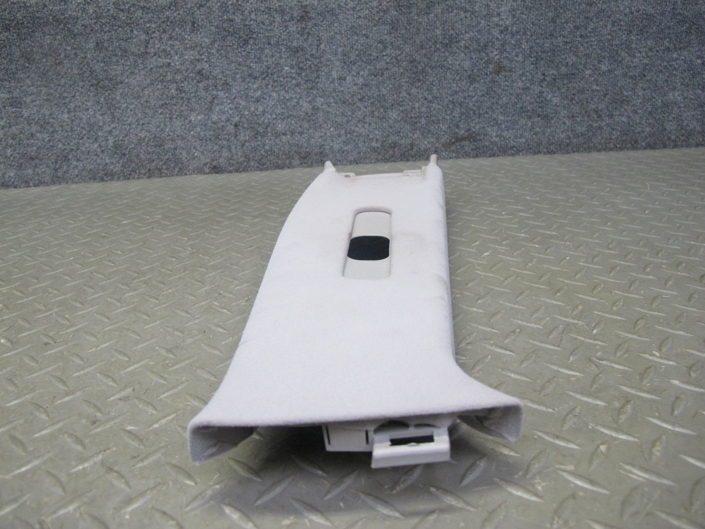 03-05 Lexus JCE10L IS300 Set of 2 Center B Pillar Upper Trim Cover Panel OEM
