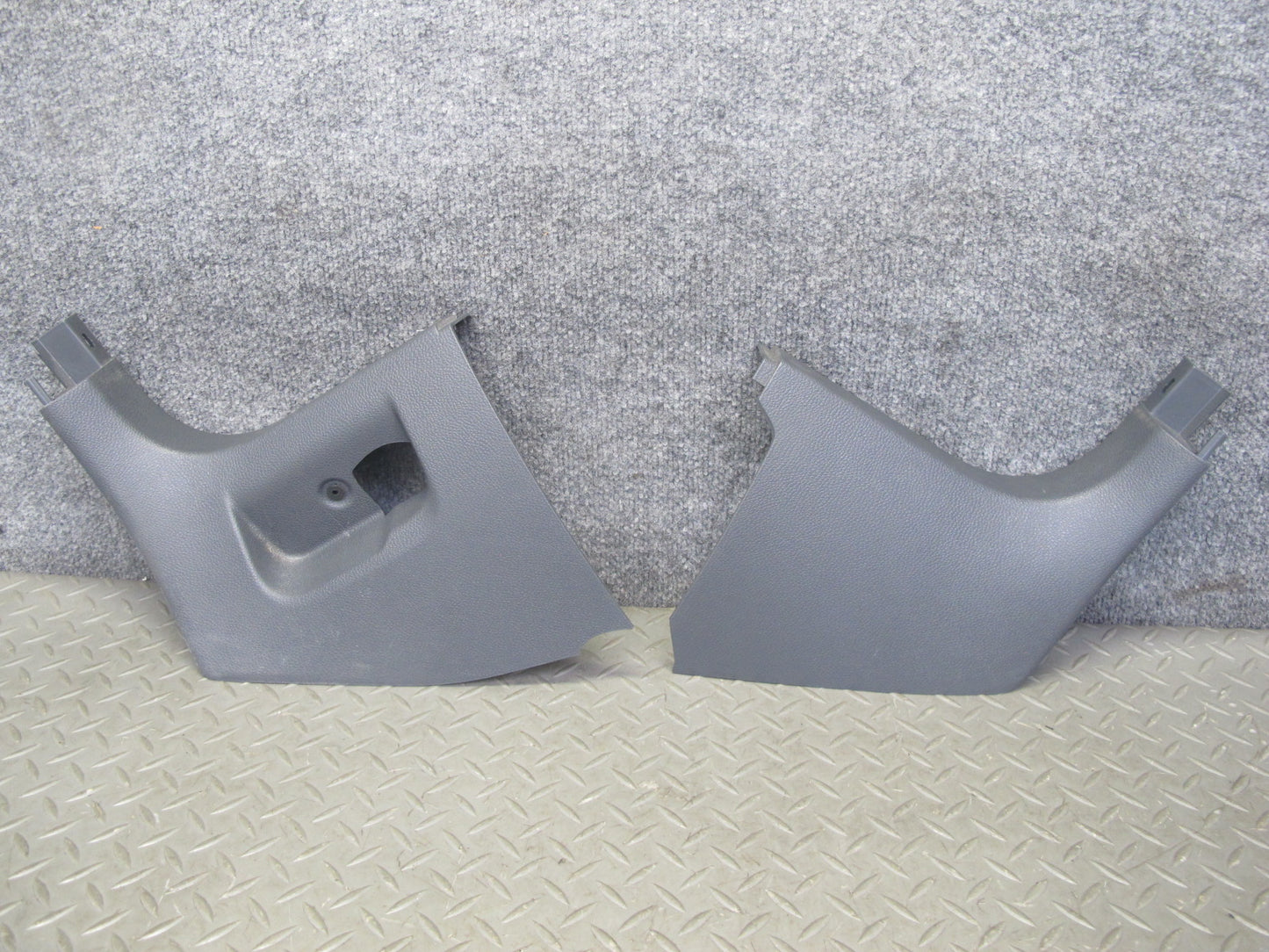 06-09 VW Golf MK5 R32 Set of 2 Front Left & Right Kick Trim Cover Panel OEM
