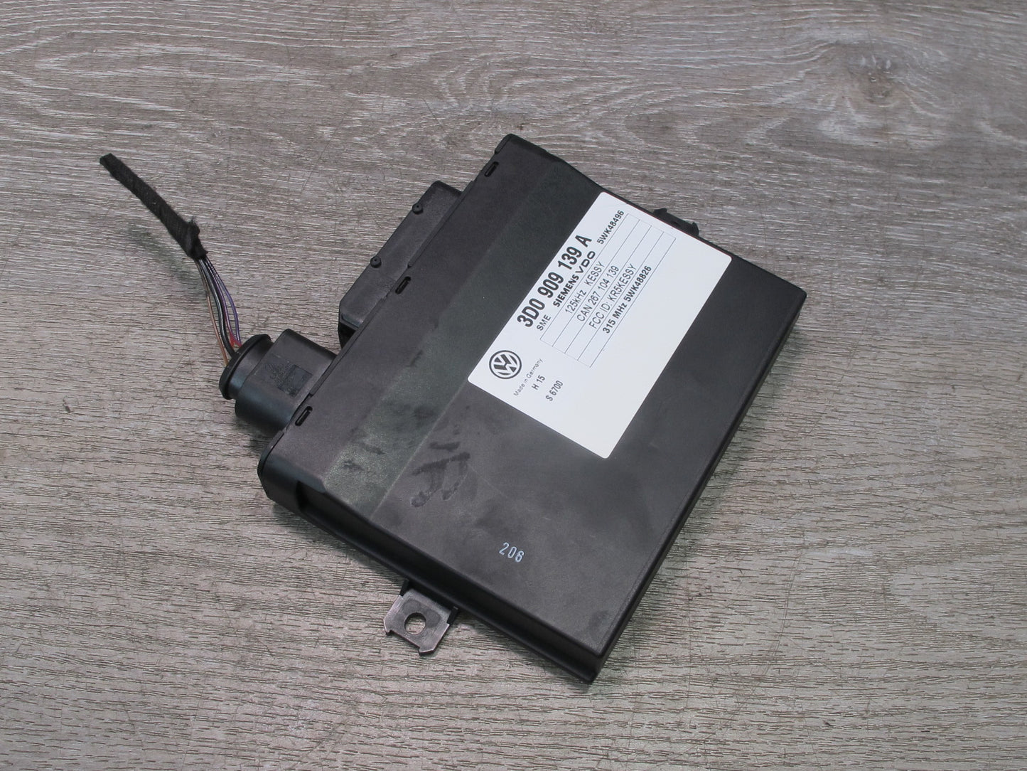 2003-2006 Porsche Cayenne 955 Keyless Entry Control Module 3D0909139A