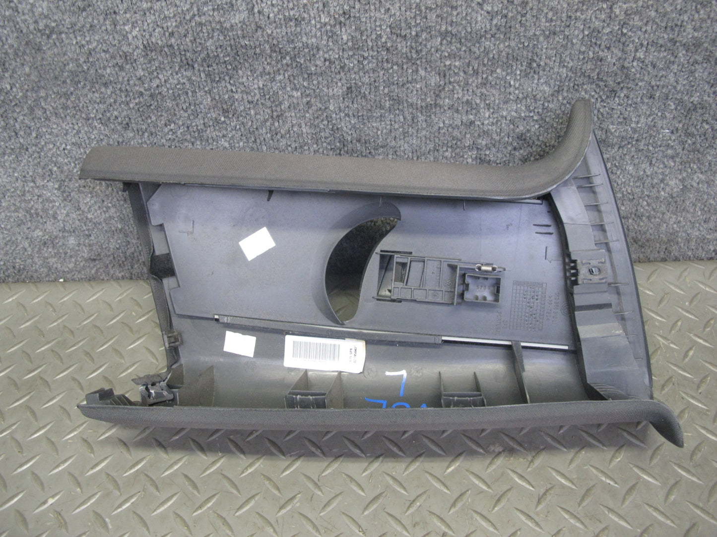 06-09 VW Rabbit Golf GTI R32 2-DR Left & Right B Pillar Trim Cover Panel Set OEM