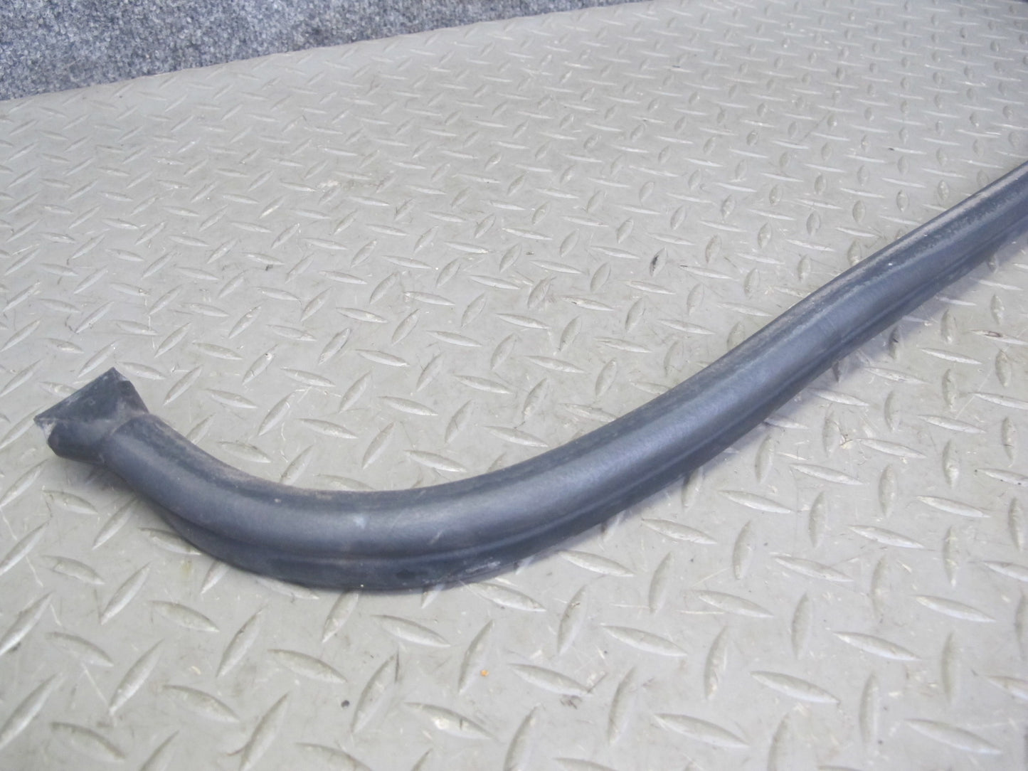 01-06 BMW E46 Convertible Roll Bar Exterior Weatherstrip Rubber Seal Set OEM