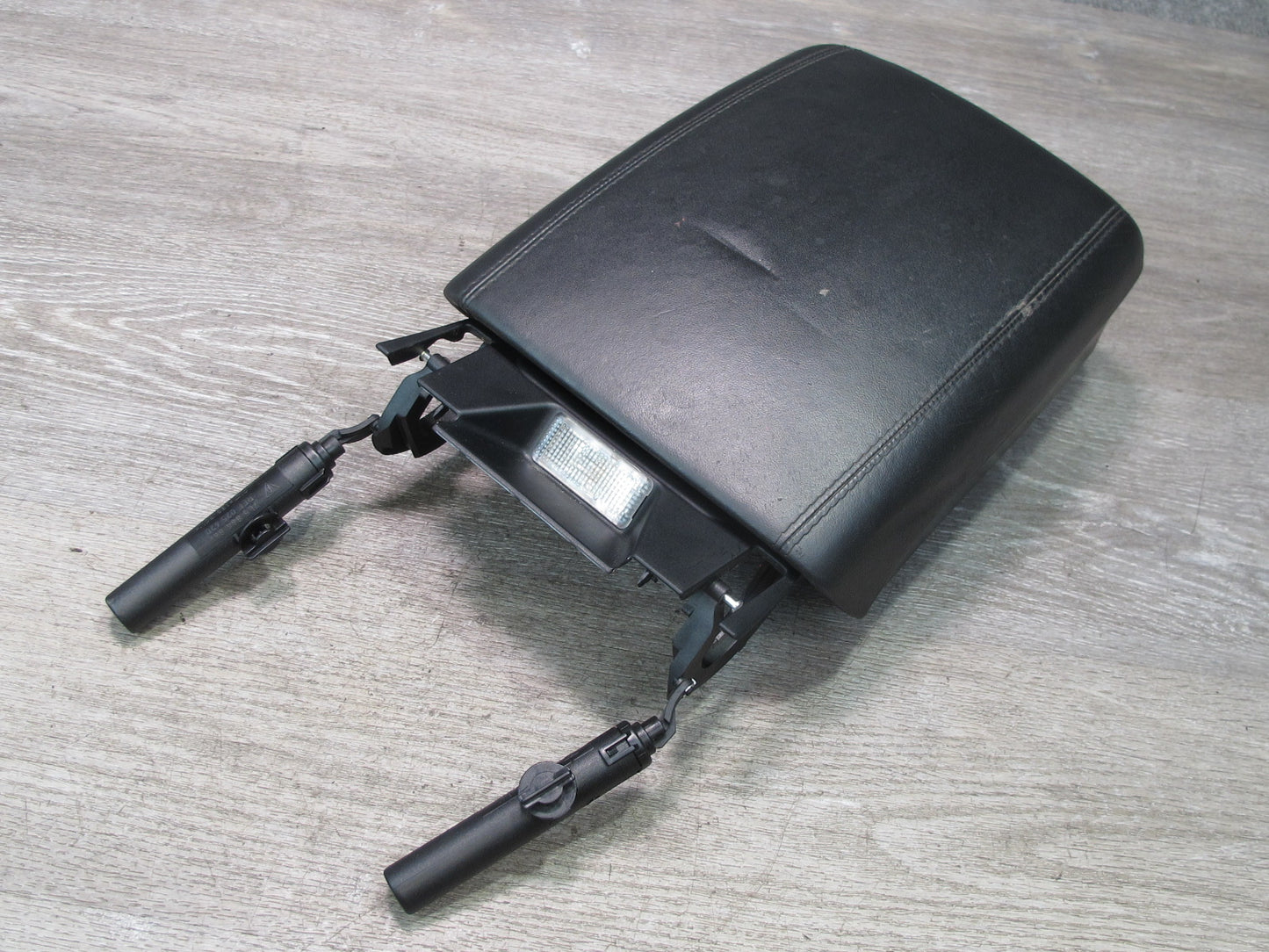 2003-2010 Porsche Cayenne 955 Center Console Leather Armrest Lid w Shocks