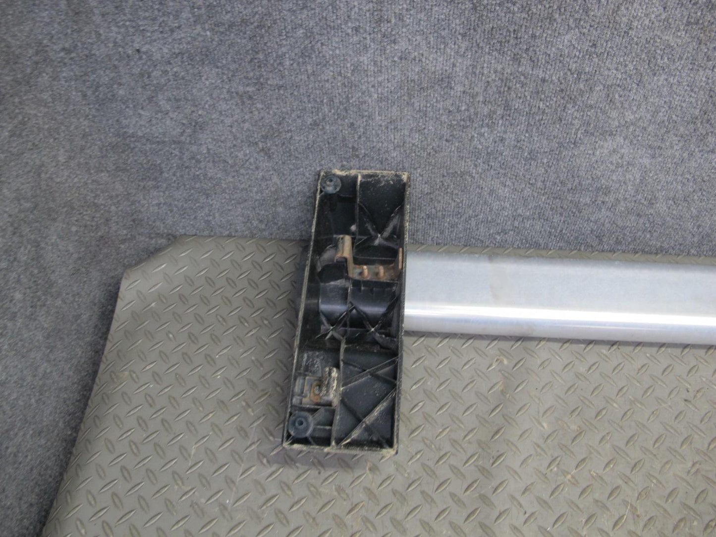 2003-2009 Hummer H2 Upper Roof Luggage Rack Rail Cross Cargo Bar Set