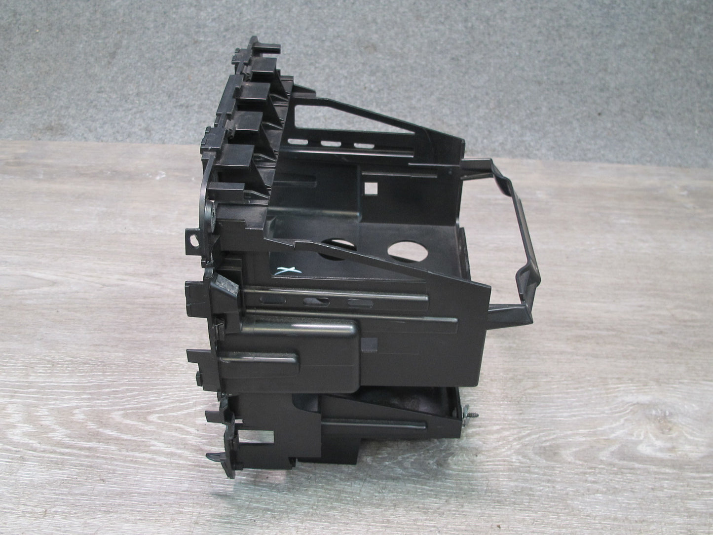 2003-2010 Porsche Cayenne 955 Dash Center Radio Mount Bracket Support Panel