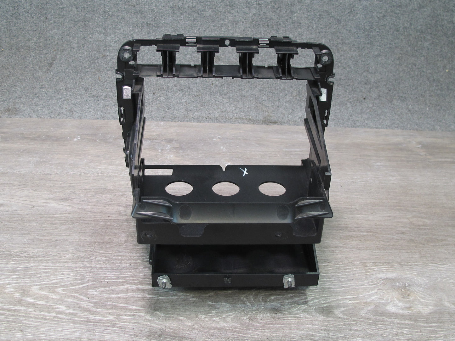 2003-2010 Porsche Cayenne 955 Dash Center Radio Mount Bracket Support Panel