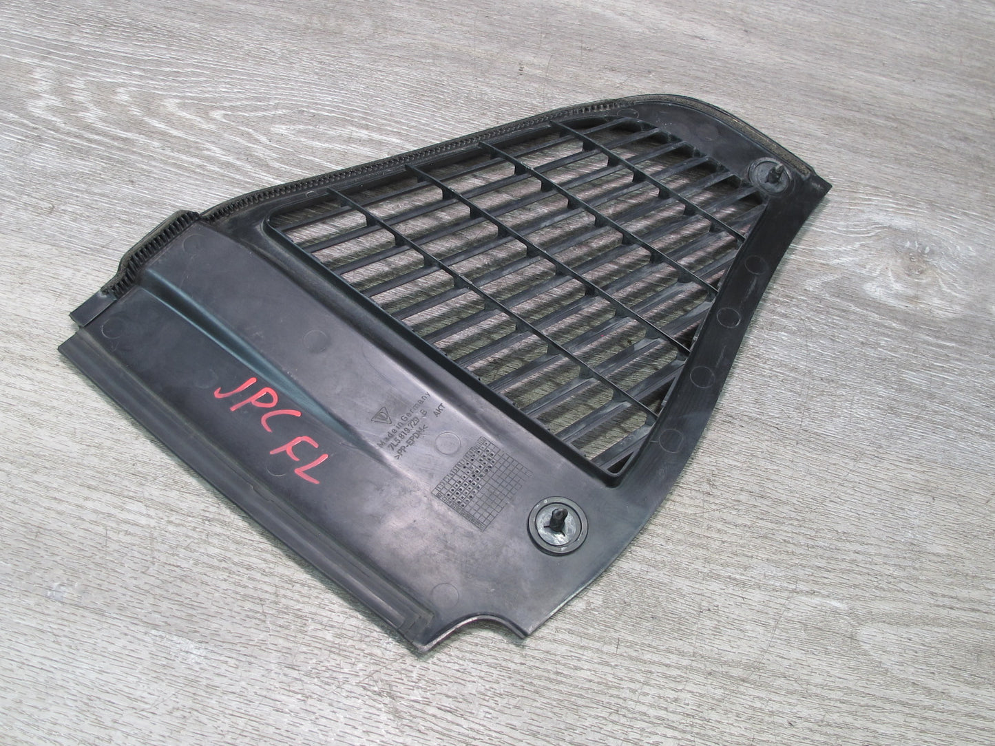 2003-2010 Porsche Cayenne 955 Front Left Windshield Cowl Vent Trim 7L5819729B