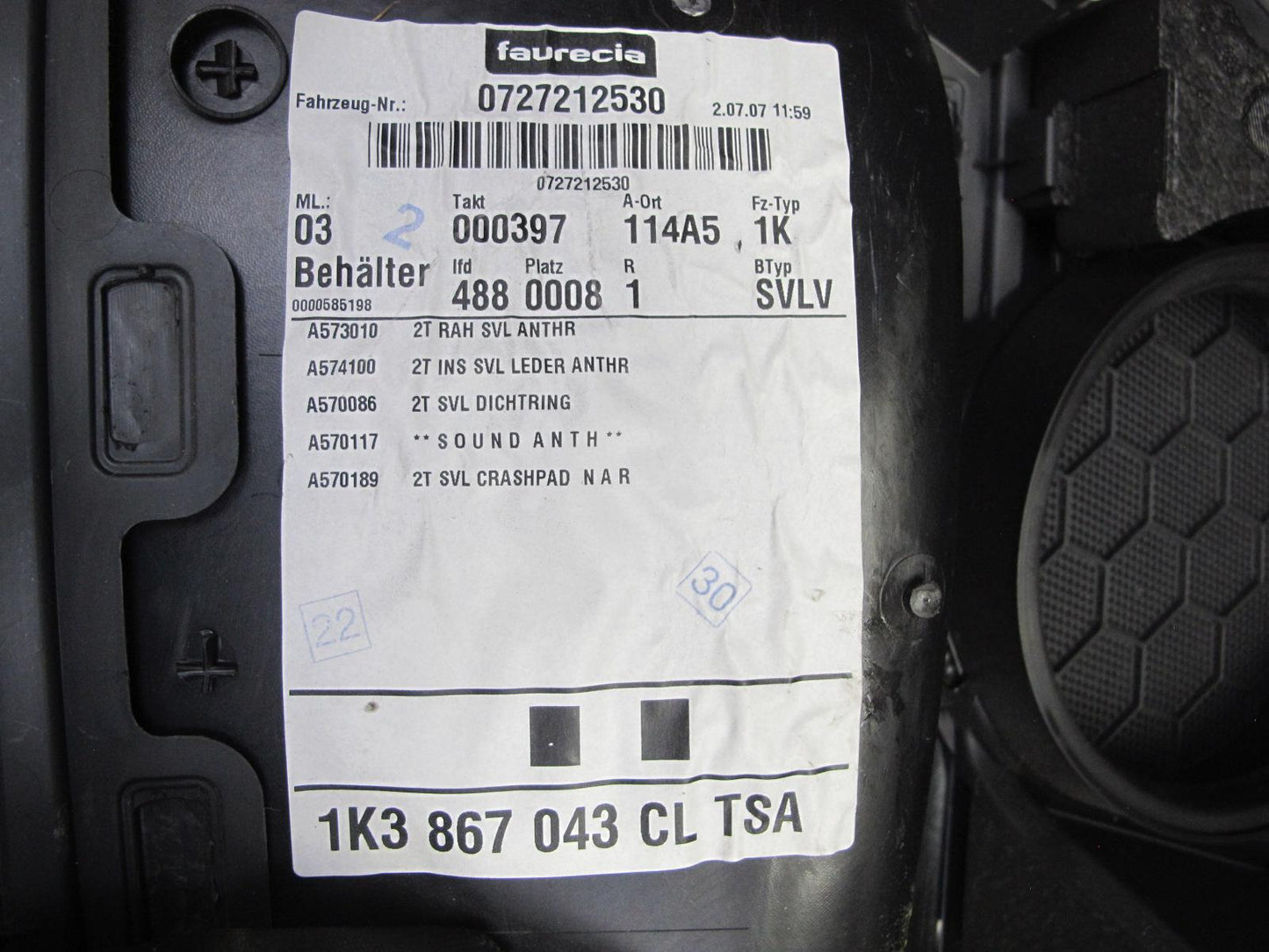 06-09 VW R32 GTI Rabbit 2-DR Rear Left Right Interior Quarter Trim Panel Set OEM