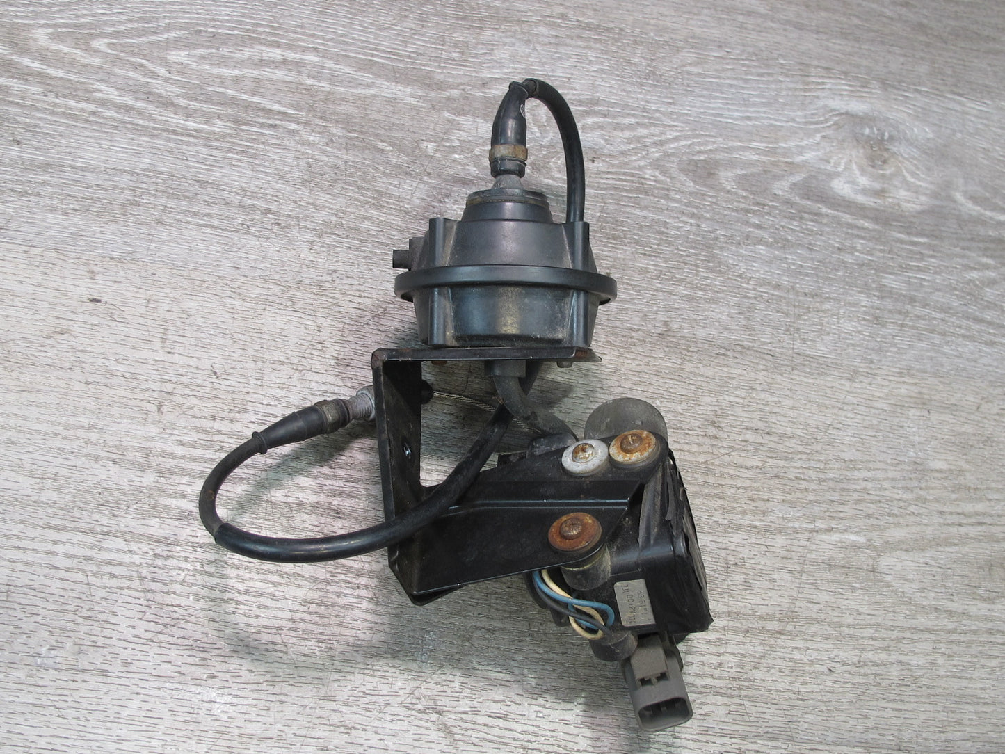 90-96 Nissan Z32 300ZX NON Turbo Cruise Control Actuator Motor w Cable Assy OEM