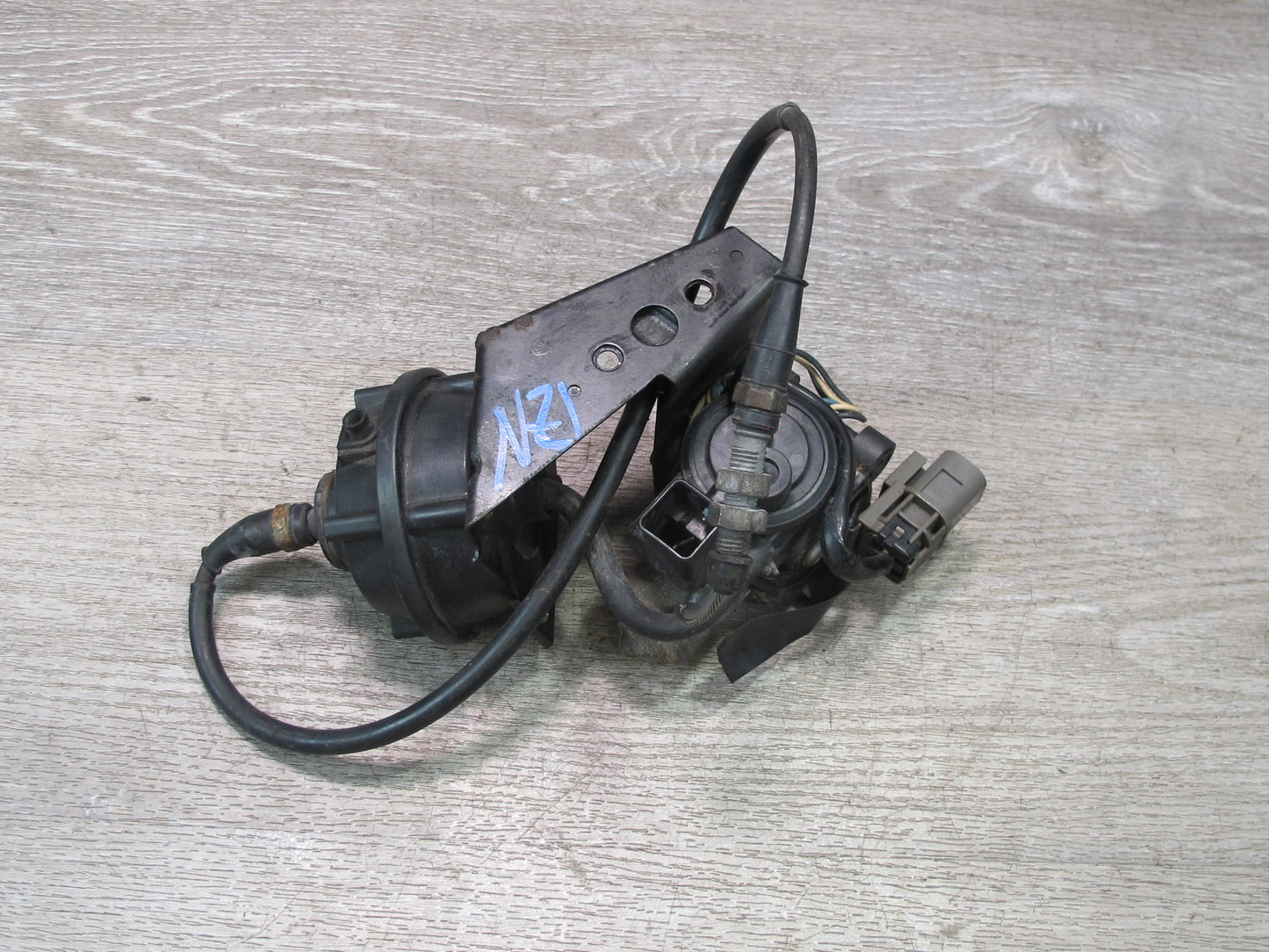 90-96 Nissan Z32 300ZX NON Turbo Cruise Control Actuator Motor w Cable Assy OEM