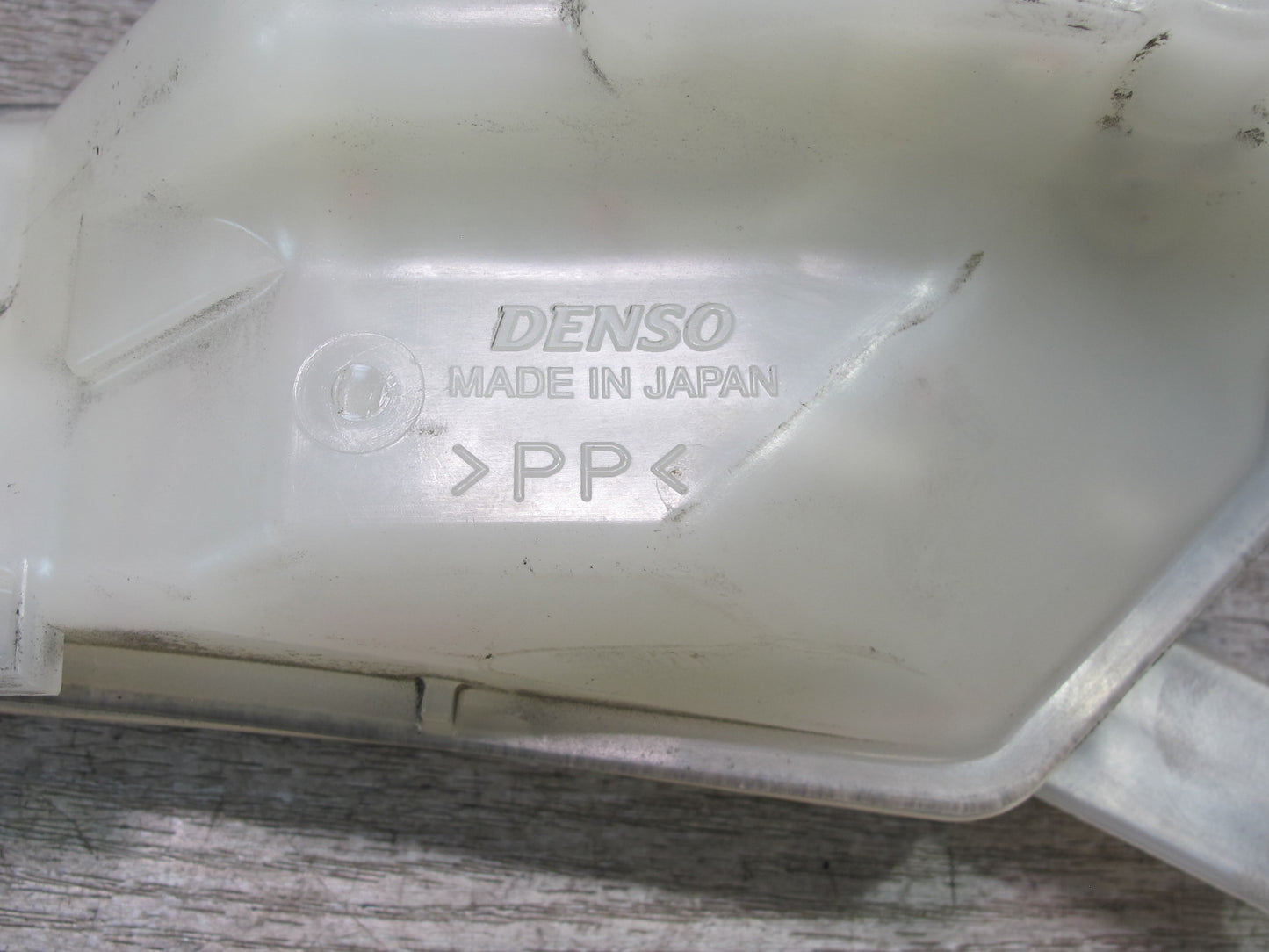 08-16 Lexus UVF46 LS600h Hybrid Drive Inverter Coolant Reservoir Tank OEM