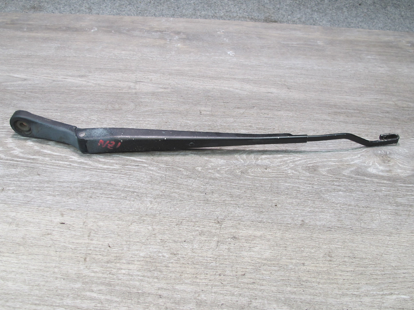 90-96 Nissan Z32 300ZX 2+2 Set of 2 Front Windshield Left & Right Wiper Arm OEM