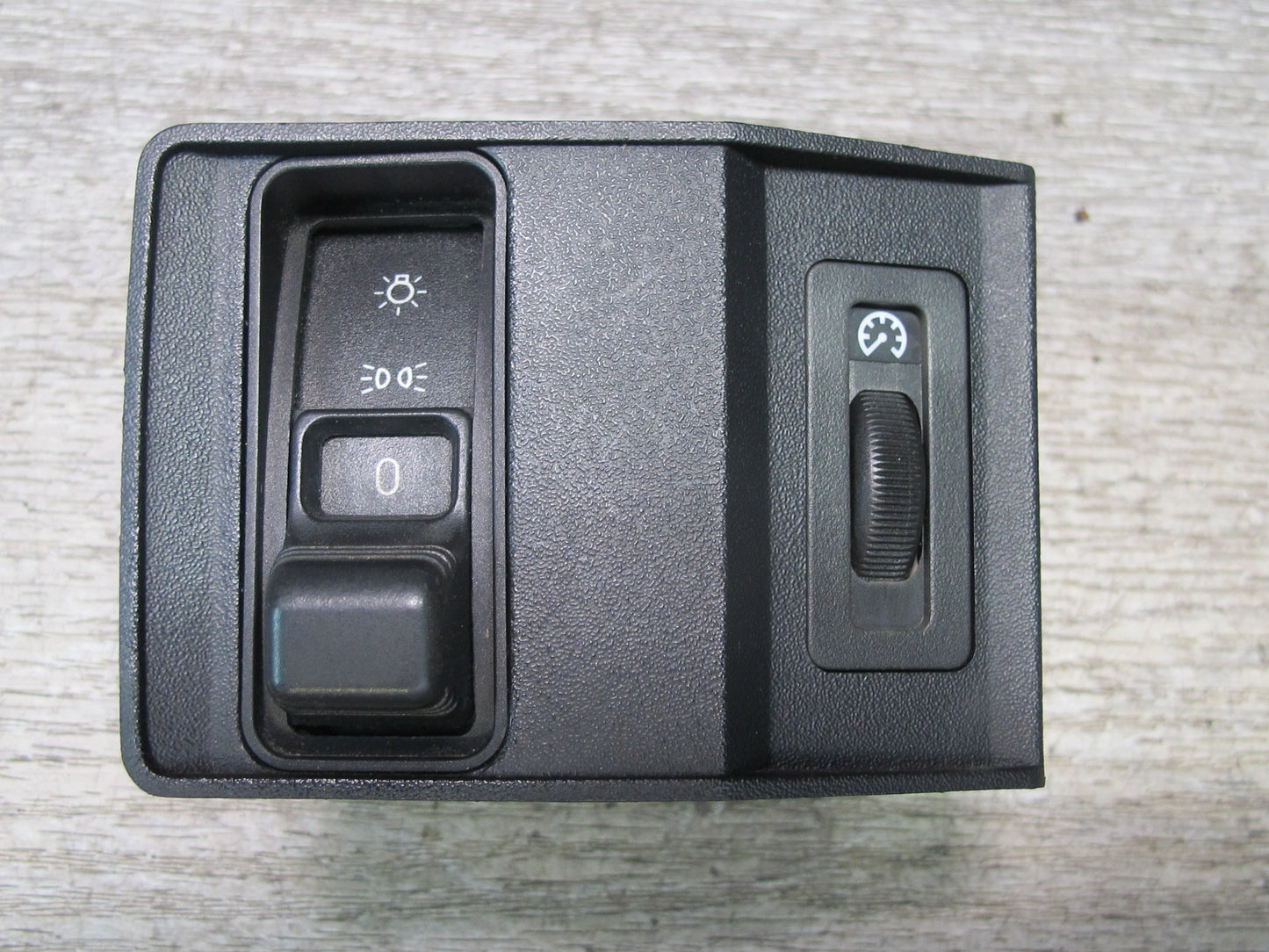 92-95 BMW E34 5-SERIES Headlight Fog Light Dimmer Switch Panel 8351235 OEM
