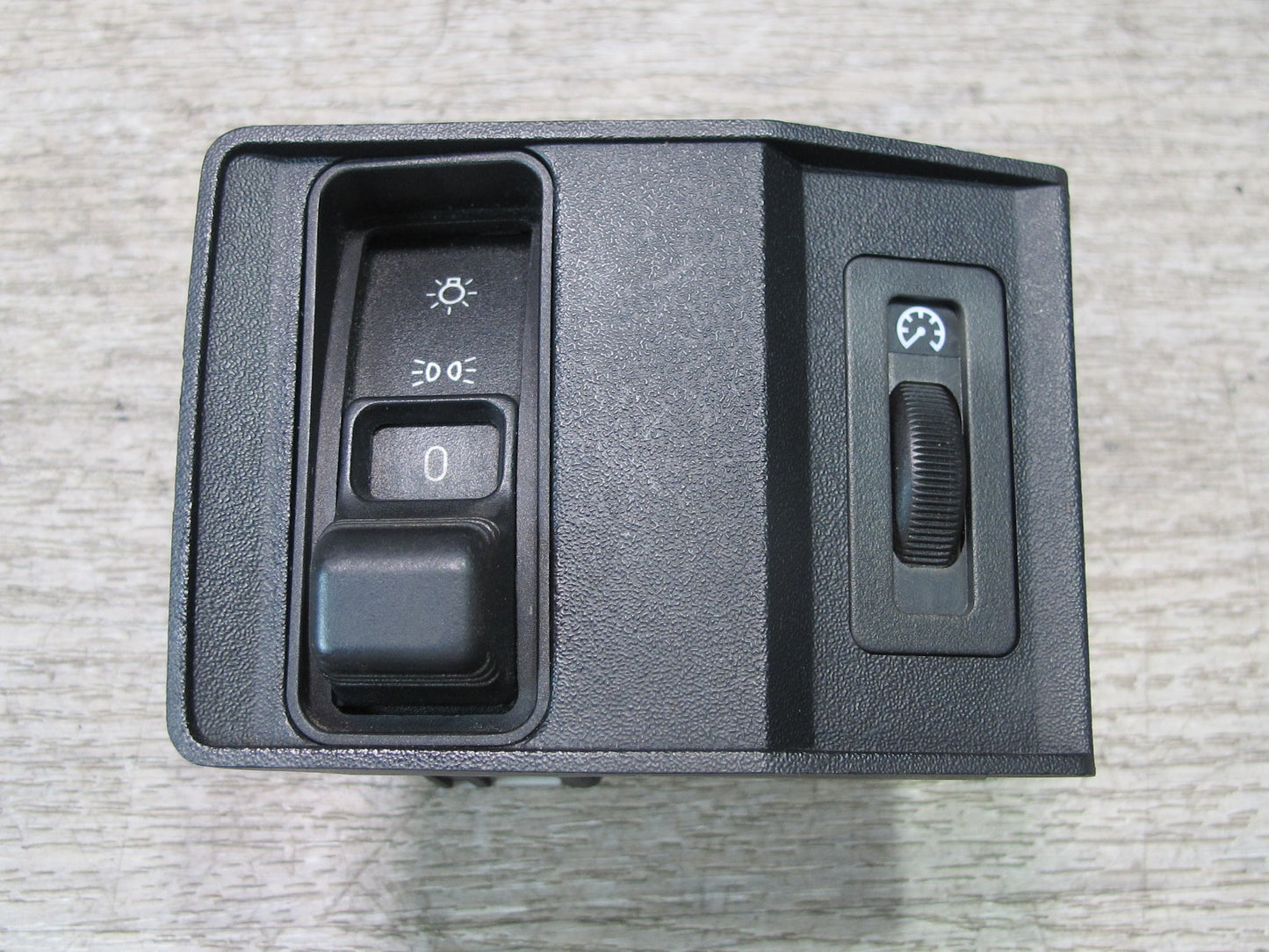 92-95 BMW E34 5-SERIES Headlight Fog Light Dimmer Switch Panel 8351235 OEM
