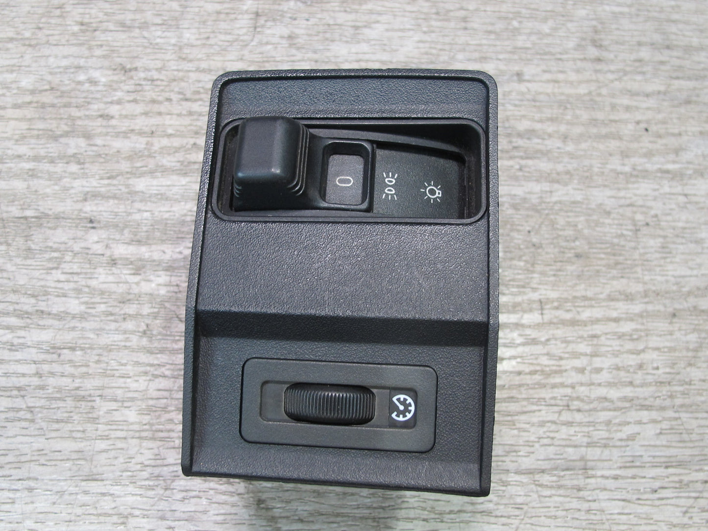 92-95 BMW E34 5-SERIES Headlight Fog Light Dimmer Switch Panel 8351235 OEM