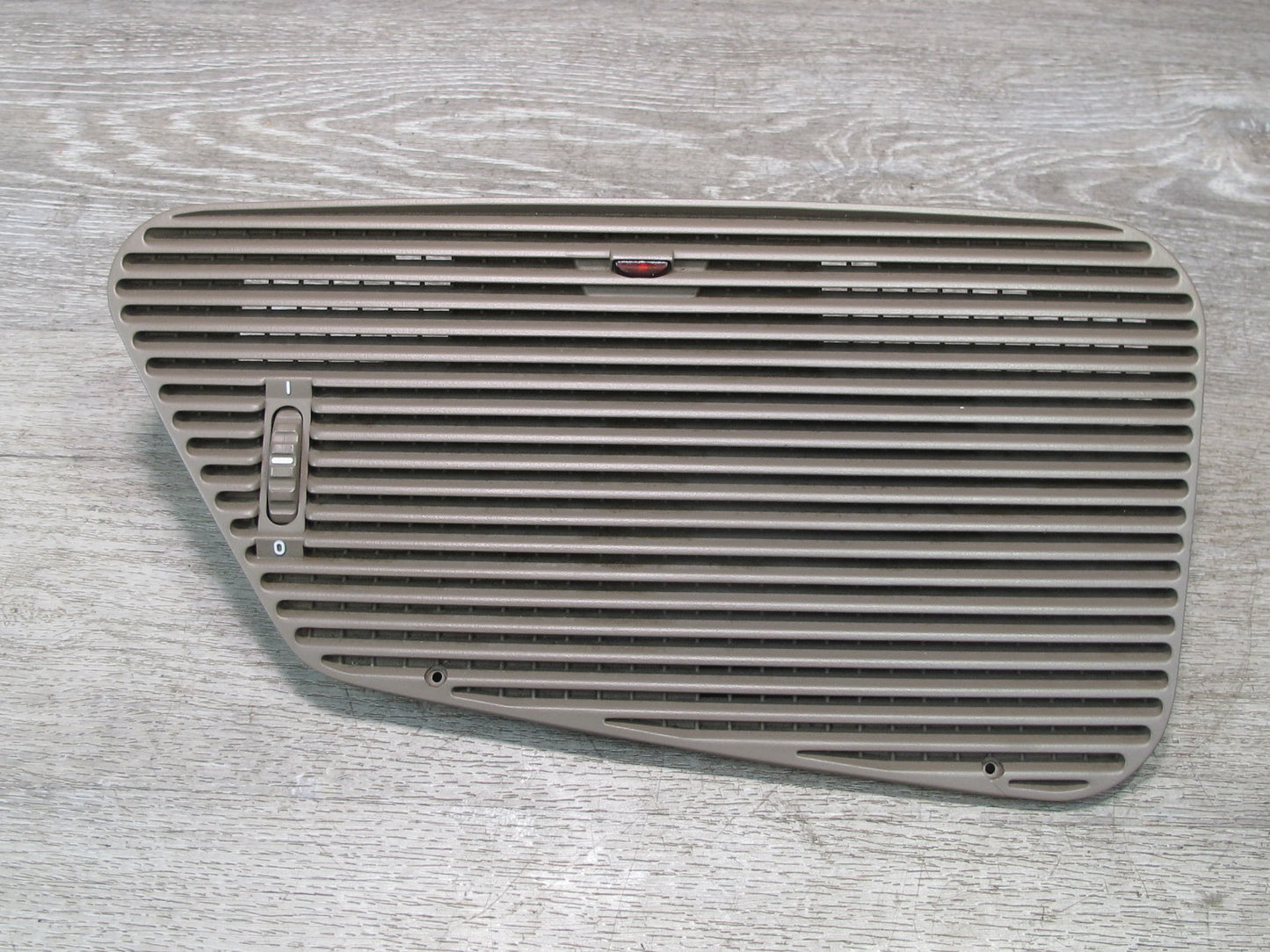 91-95 BMW E34 5-SERIES Front Dash Upper Air Vent Grille w Alarm Module OEM