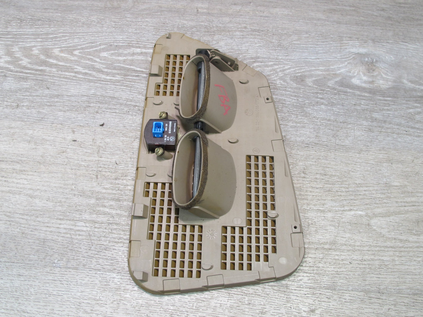 91-95 BMW E34 5-SERIES Front Dash Upper Air Vent Grille w Alarm Module OEM