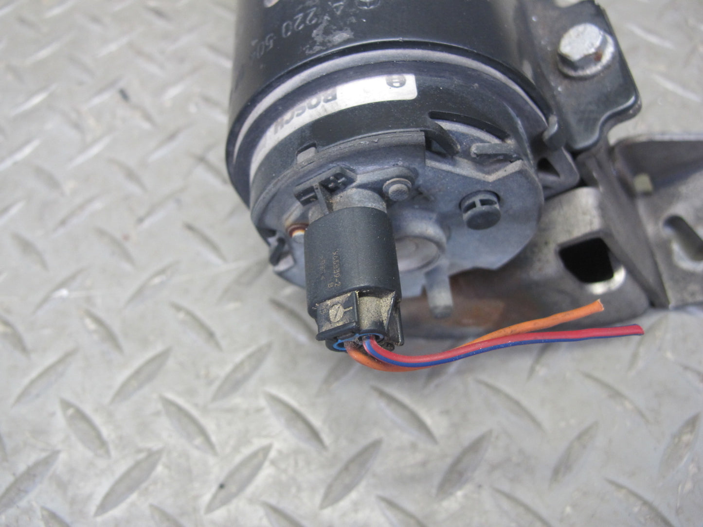 07-11 Mercedes ML63 AMG Auxiliary AUX Circulation Water Pump w Bracket Mount OEM