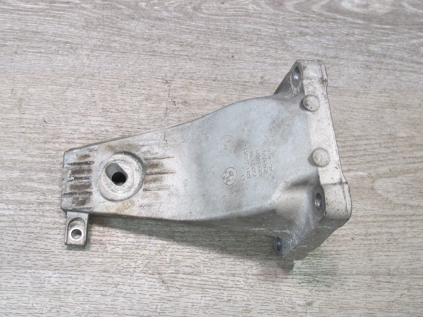 2006-2010 BMW E63 E64 M6 5.0L S85 Left & Right Engine Motor Mount Set of 2