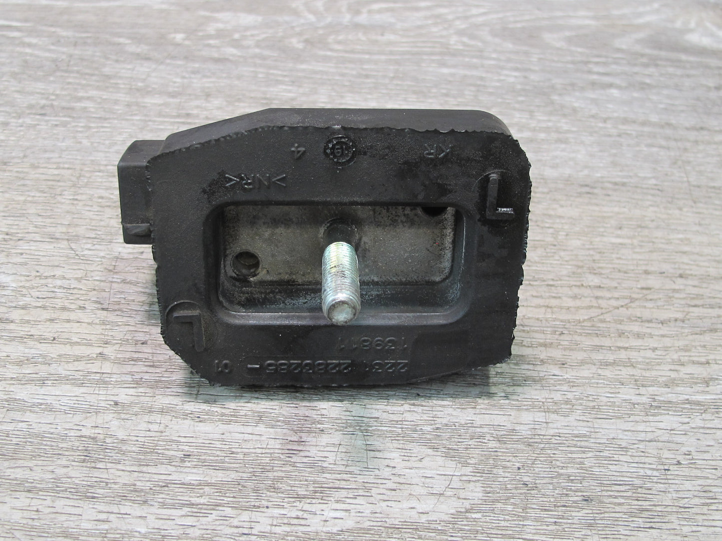 2006-2010 BMW E63 E64 M6 SMG Transmission Mount Bracket Support Set of 2