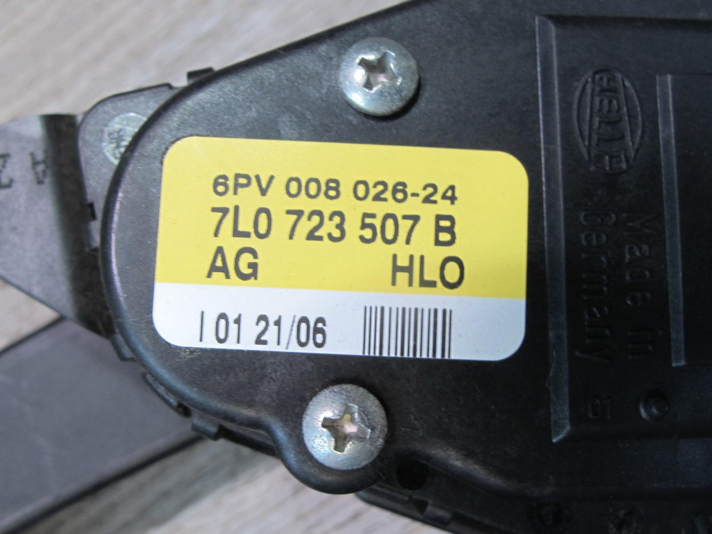 2003-2006 Porsche Cayenne 955 Gas Acceleration Pedal 7L0723507B