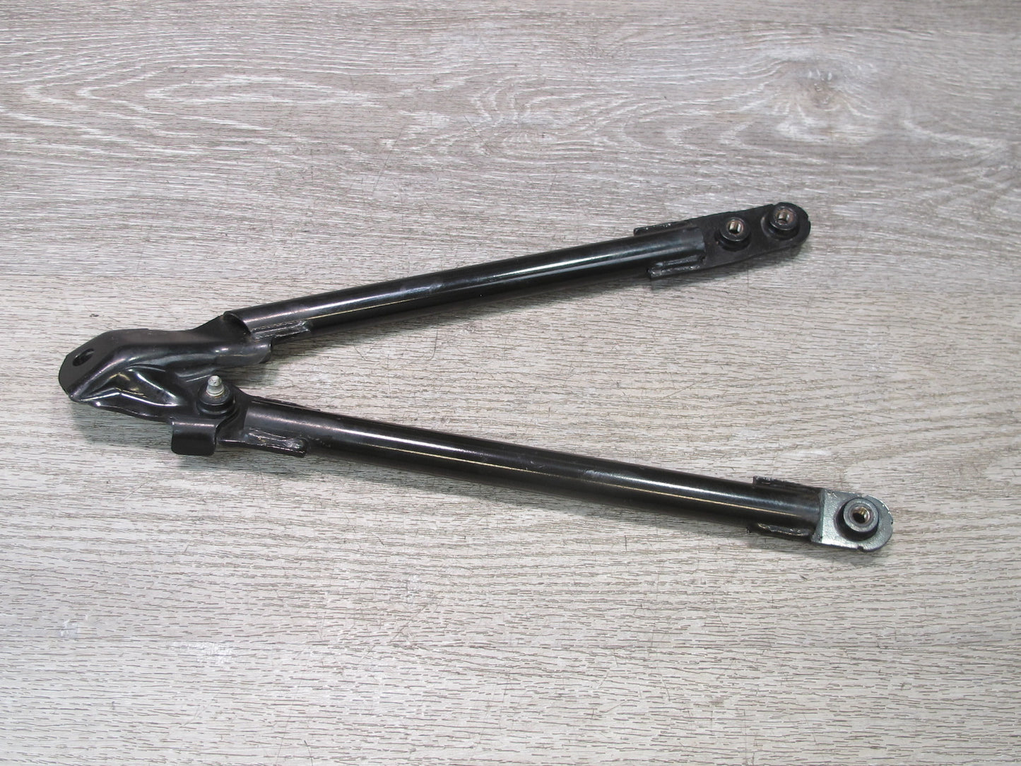 2015-2020 BMW F82 M4 Front Left & Right Engine Strut Tower Brace Rod Set of 2