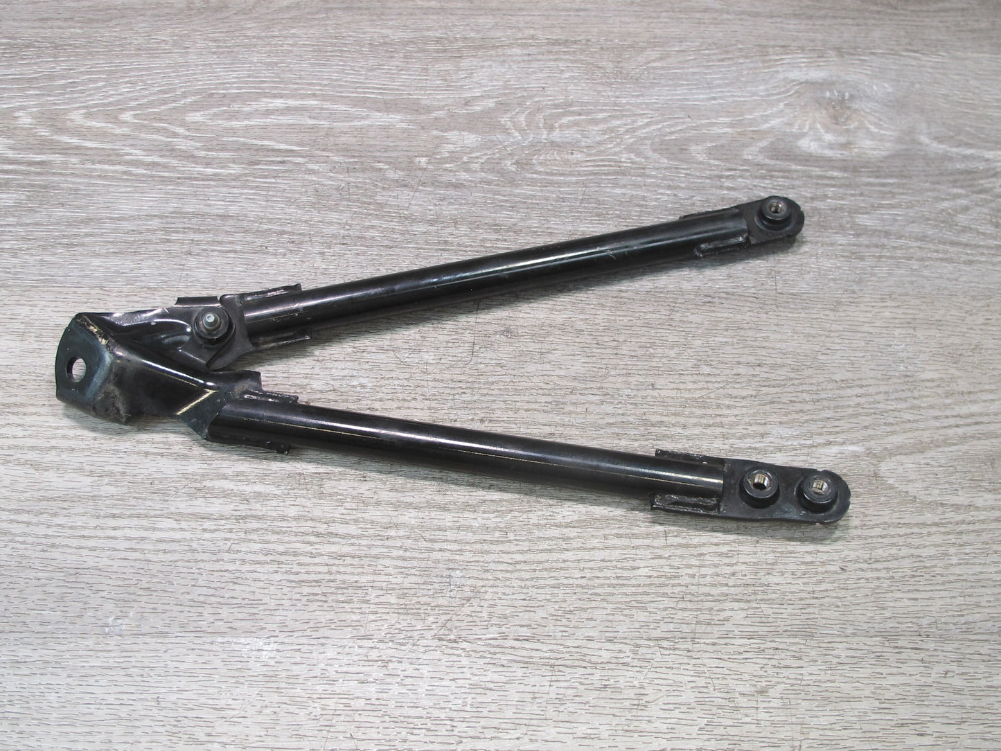 2015-2020 BMW F82 M4 Front Left & Right Engine Strut Tower Brace Rod Set of 2
