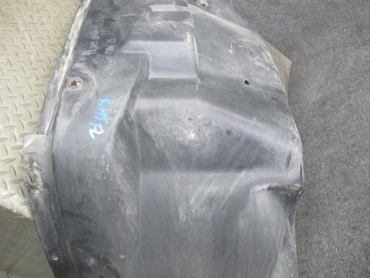 2003-2009 Hummer H2 Front Left Wheel Fender Liner Splash Guard Shield 15176641