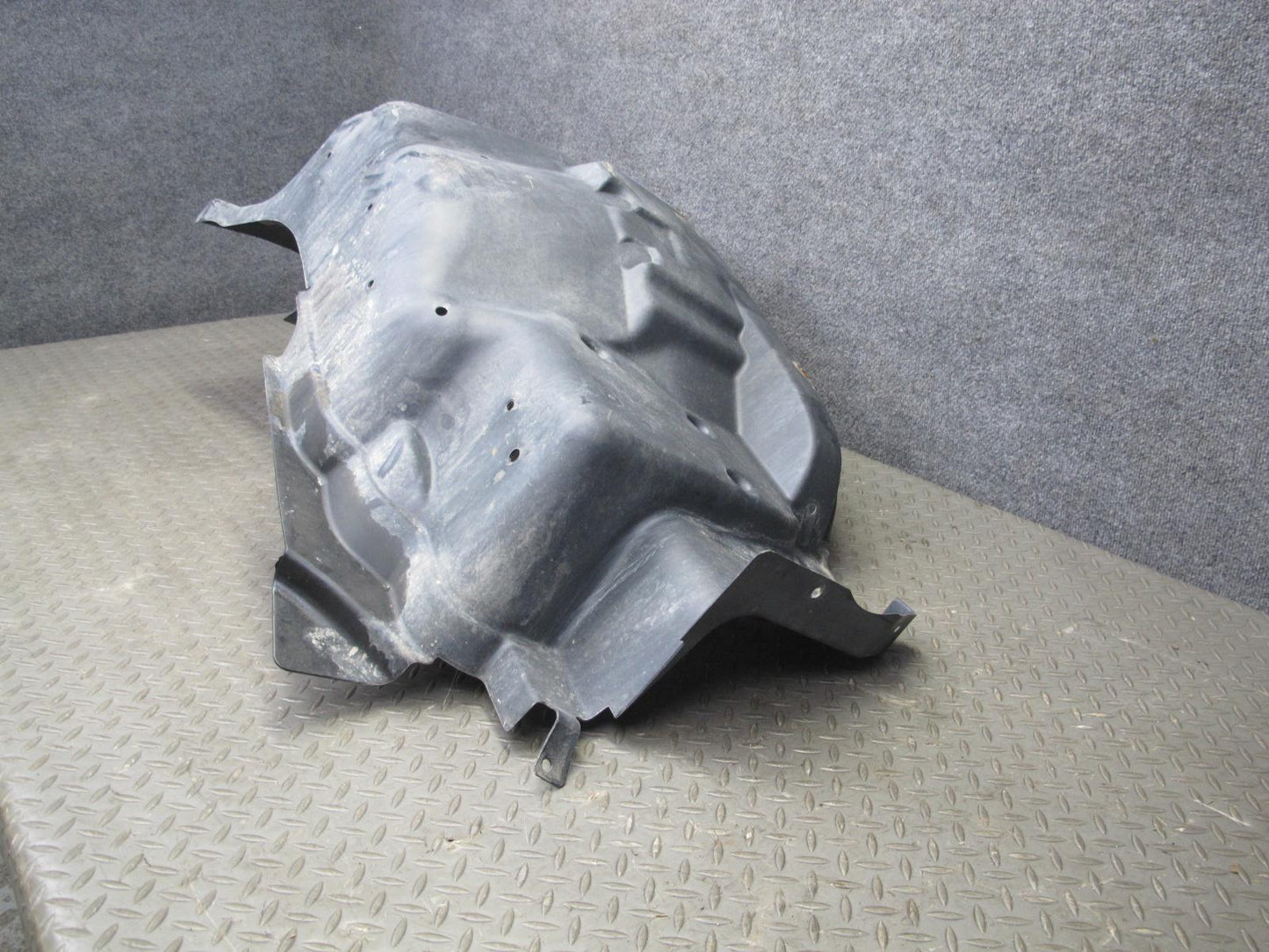 2003-2009 Hummer H2 Front Left Wheel Fender Liner Splash Guard Shield 15176641